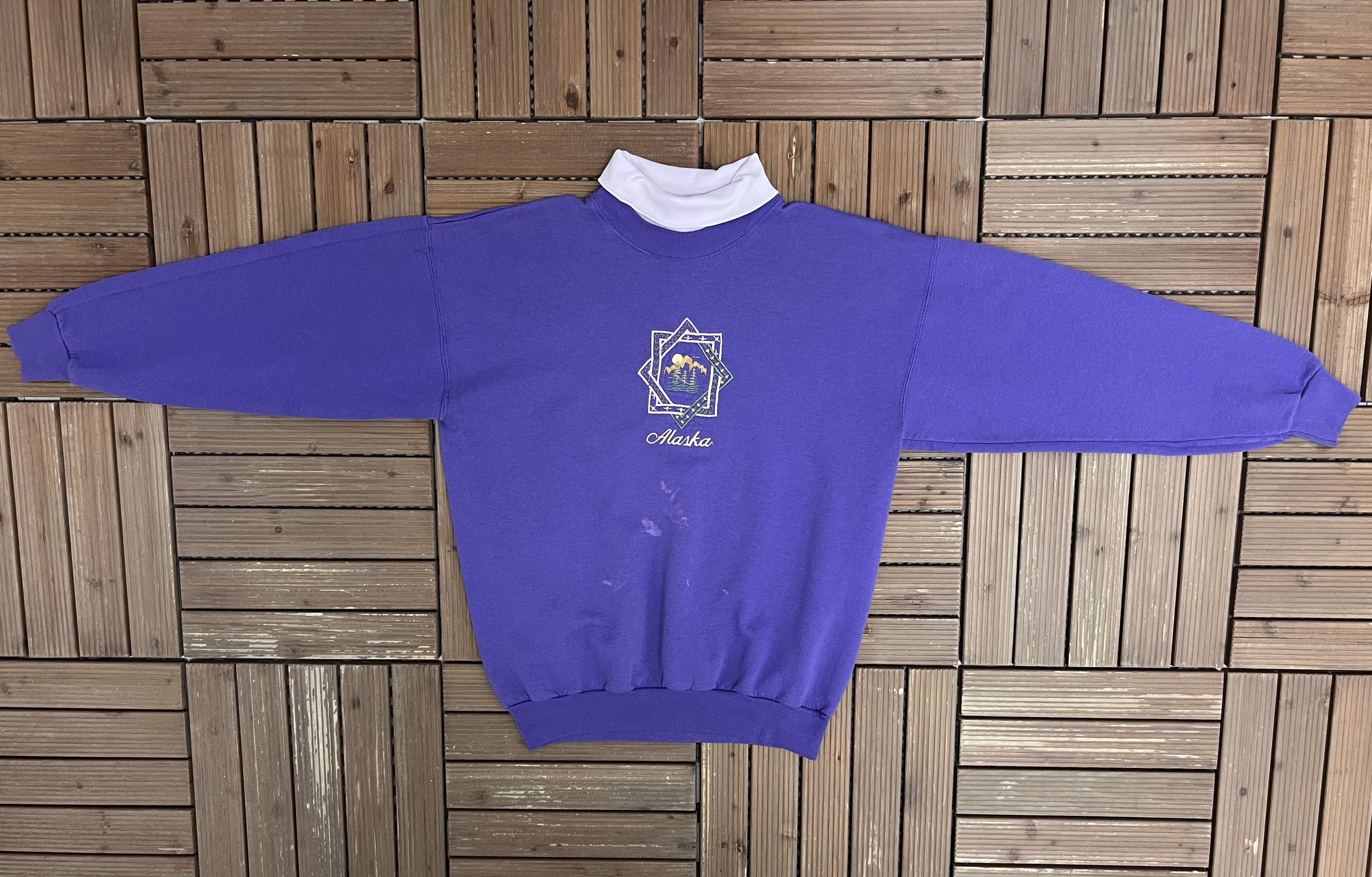 Vintage Alaska Embroidered Vintage Purple Turtleneck Sweater Size US M / EU 48-50 / 2 - 5 Thumbnail