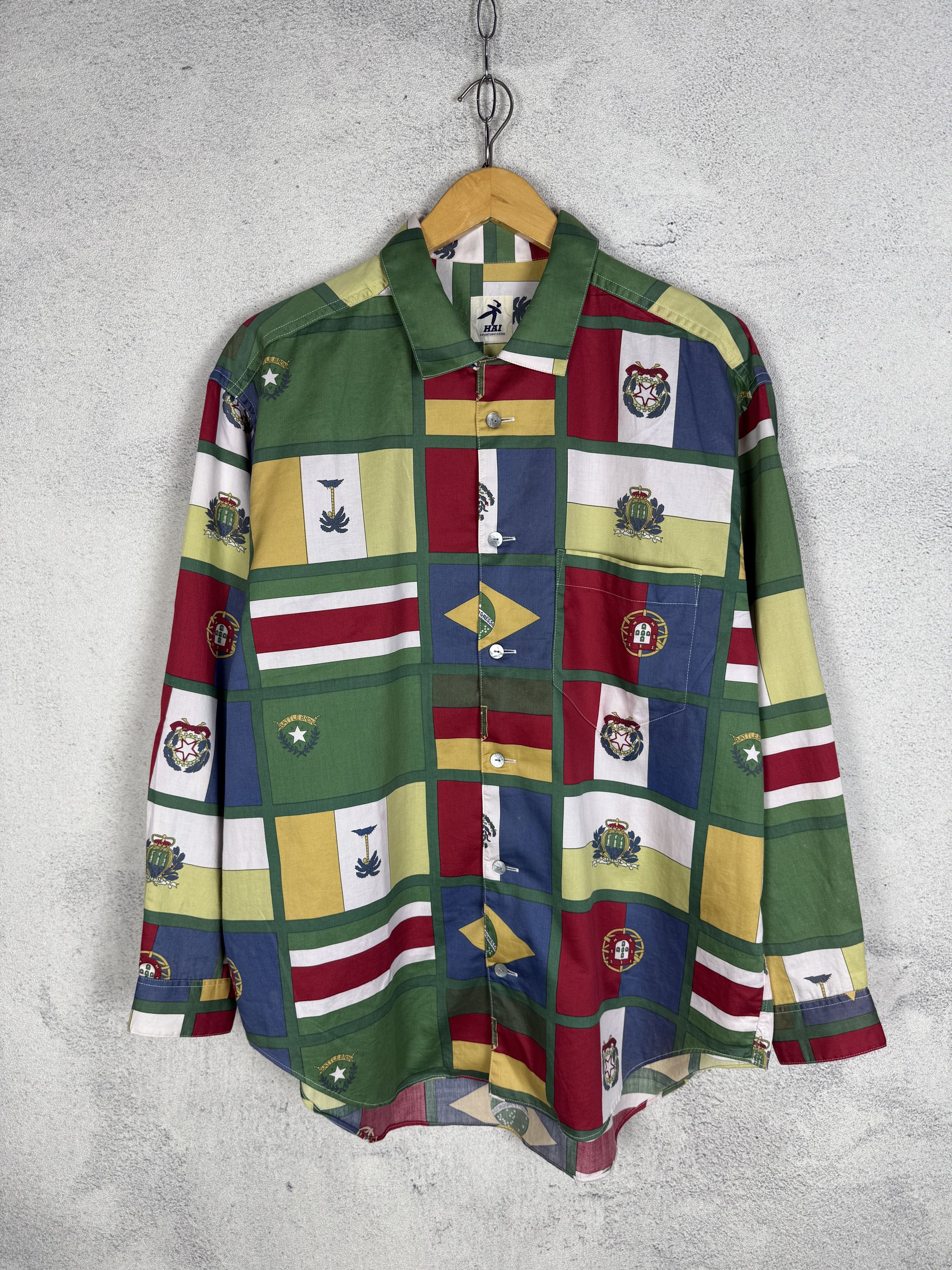 Hai Sporting Gear Vintage Hai Sporting Gear Issey Miyake Flag Shirt Size US M / EU 48-50 / 2 - 2 Thumbnail