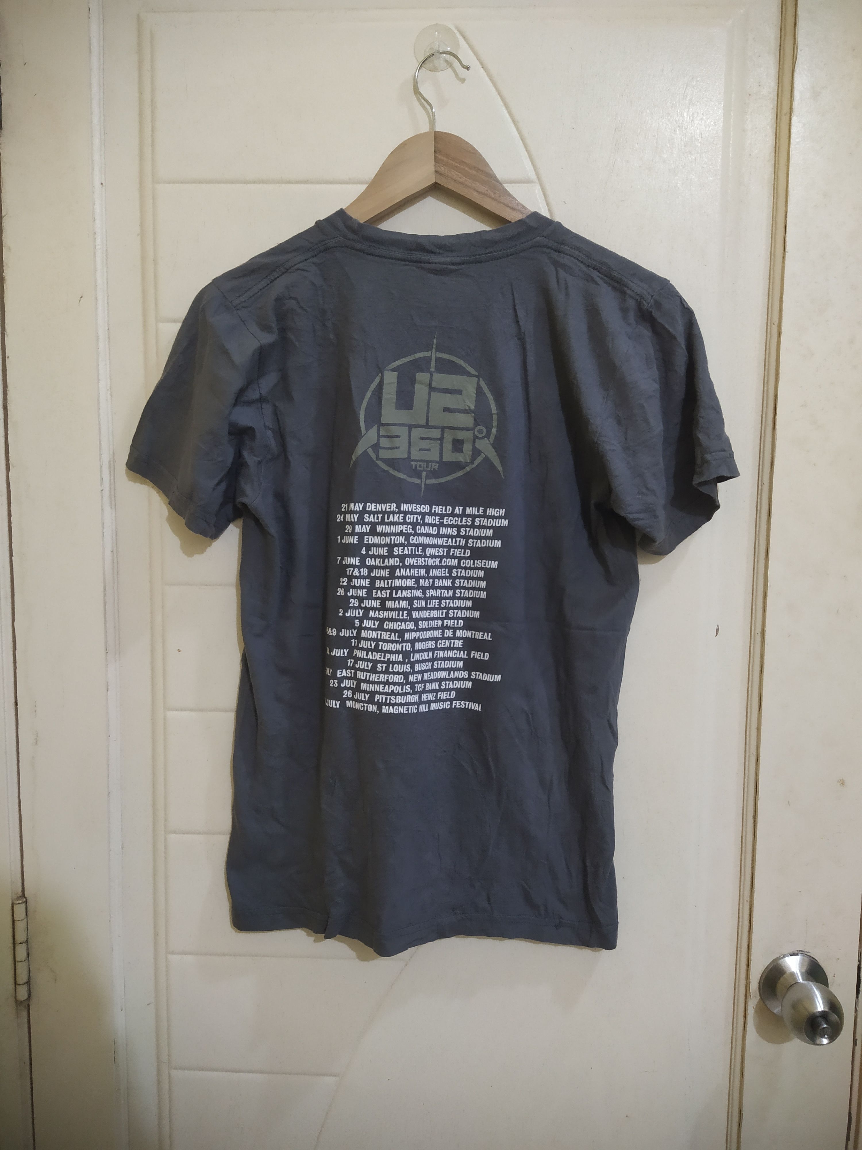 Band Tees Vintage 2010 U2 360 Tour Band North American Leg Graphic Size US S / EU 44-46 / 1 - 2 Thumbnail