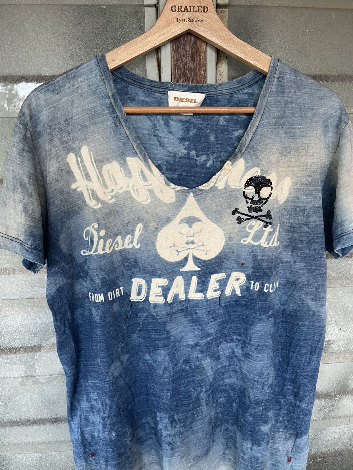 Diesel Vintage Diesel VNeck Distressed Skull Design Shirt Tee Size US XL / EU 56 / 4 - 2 Thumbnail