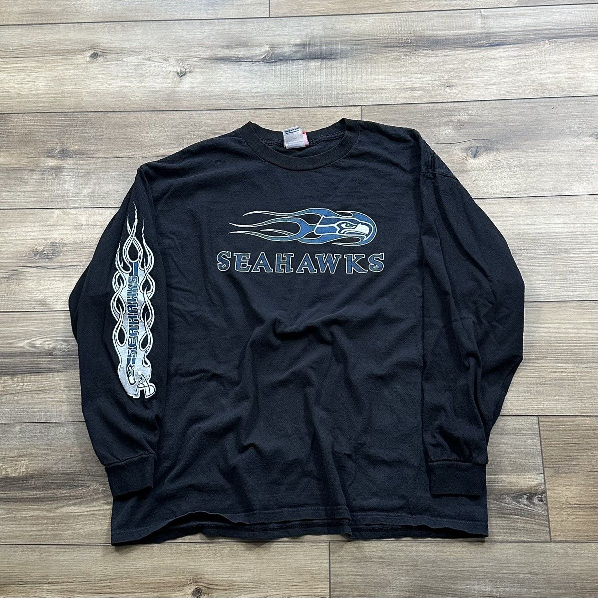 NFL Vintage 2000s Y2K Seattle Seahawks NFL Flame Hit Tee Size US XXL / EU 58 / 5 - 1 Thumbnail