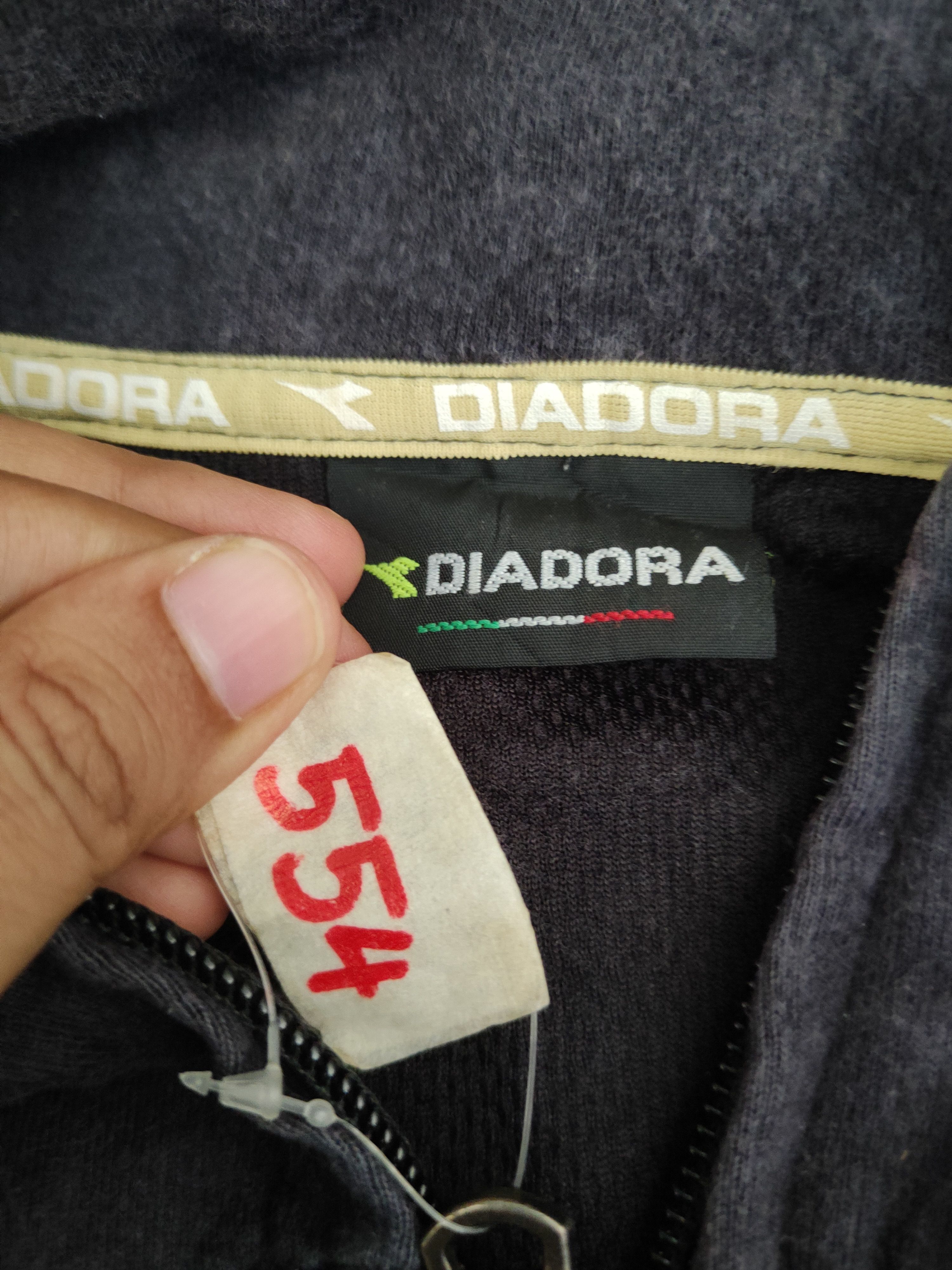 Diadora × Vintage DL Diadora vintage Navy Faded Sweaters #554 Size US L / EU 52-54 / 3 - 15 Thumbnail