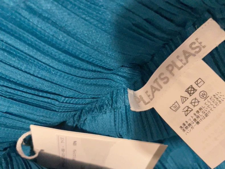 Issey Miyake Issey Miyake Green round top Size L / US 10 / IT 46 - 6 Thumbnail