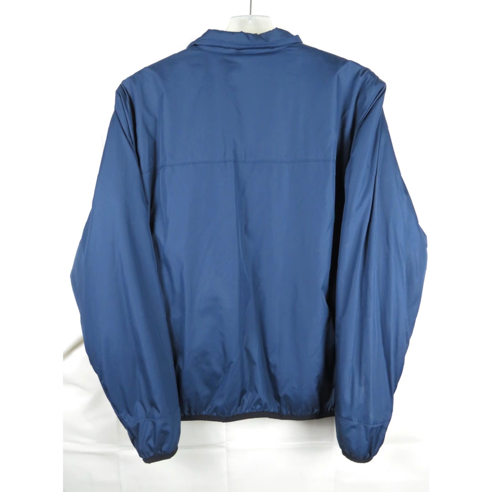 Vintage VINTAGE Field & Stream Jacket Windbreaker Cotton Zip Blue L Adults Mens Regular Collared Outdoors - Size US L / EU 52-54 / 3 - 5 Thumbnail