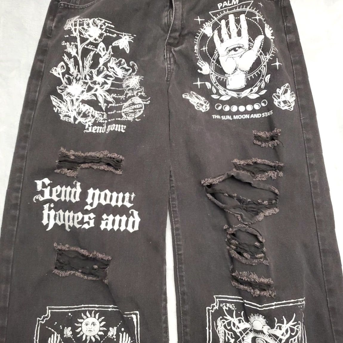 Vintage VINTAGE Rowme Jeans Womens XL Black Denim Baggy Distressed Zodiac Tarot Retro Jeans Womens XL Black Denim Baggy Distressed Zodiac Tarot Retro Mens? Size 40" / US 18 - 3 Thumbnail