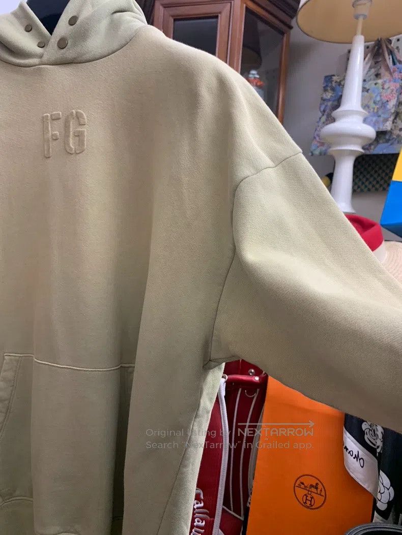 Fear of God fear of god Season 7 distressed faded process flocked swea Size US M / EU 48-50 / 2 - 5 Thumbnail