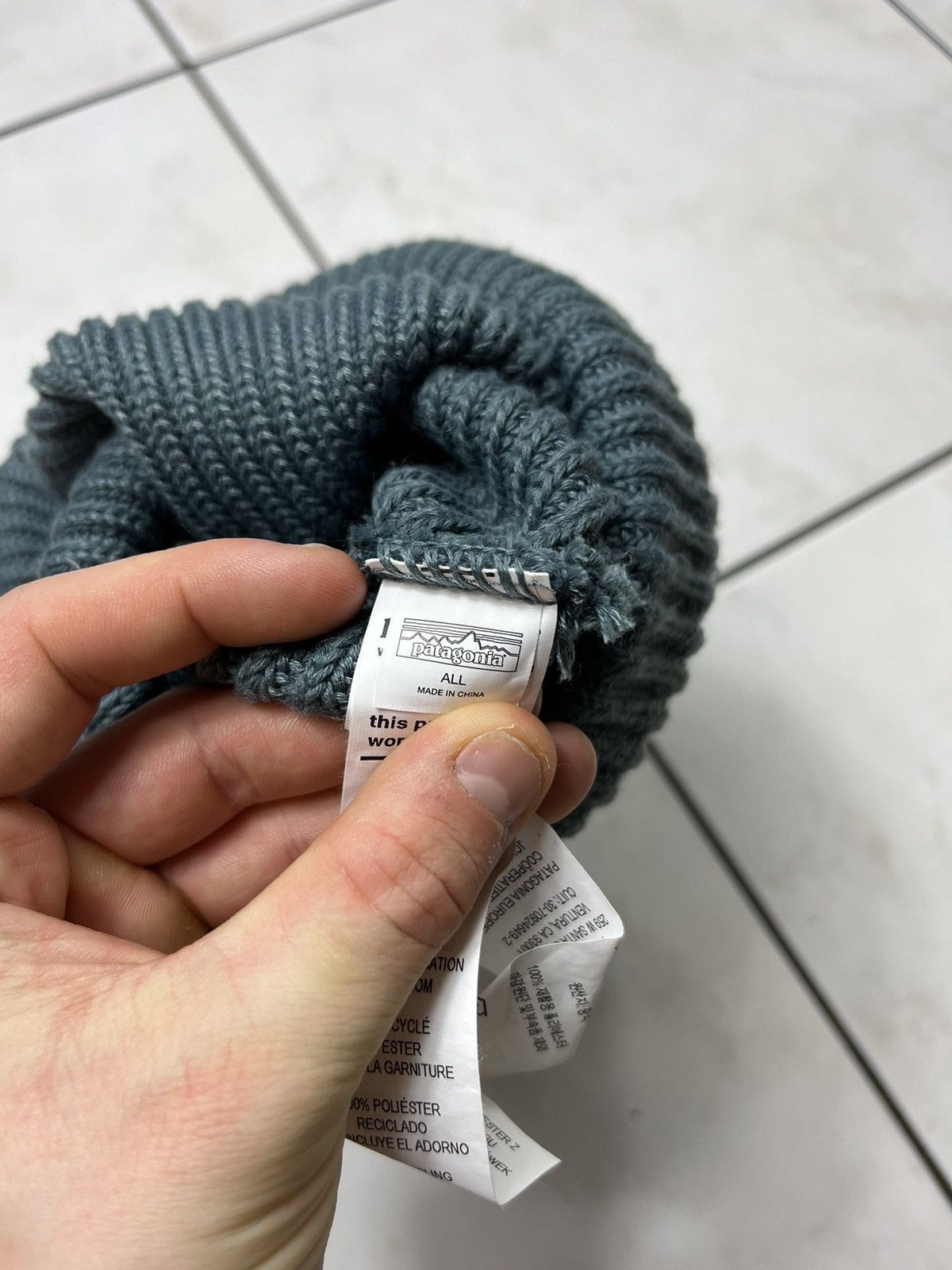 Patagonia Patagonia heavy fisherman recycled ribbed knit beanie logo Size ONE SIZE - 11 Thumbnail