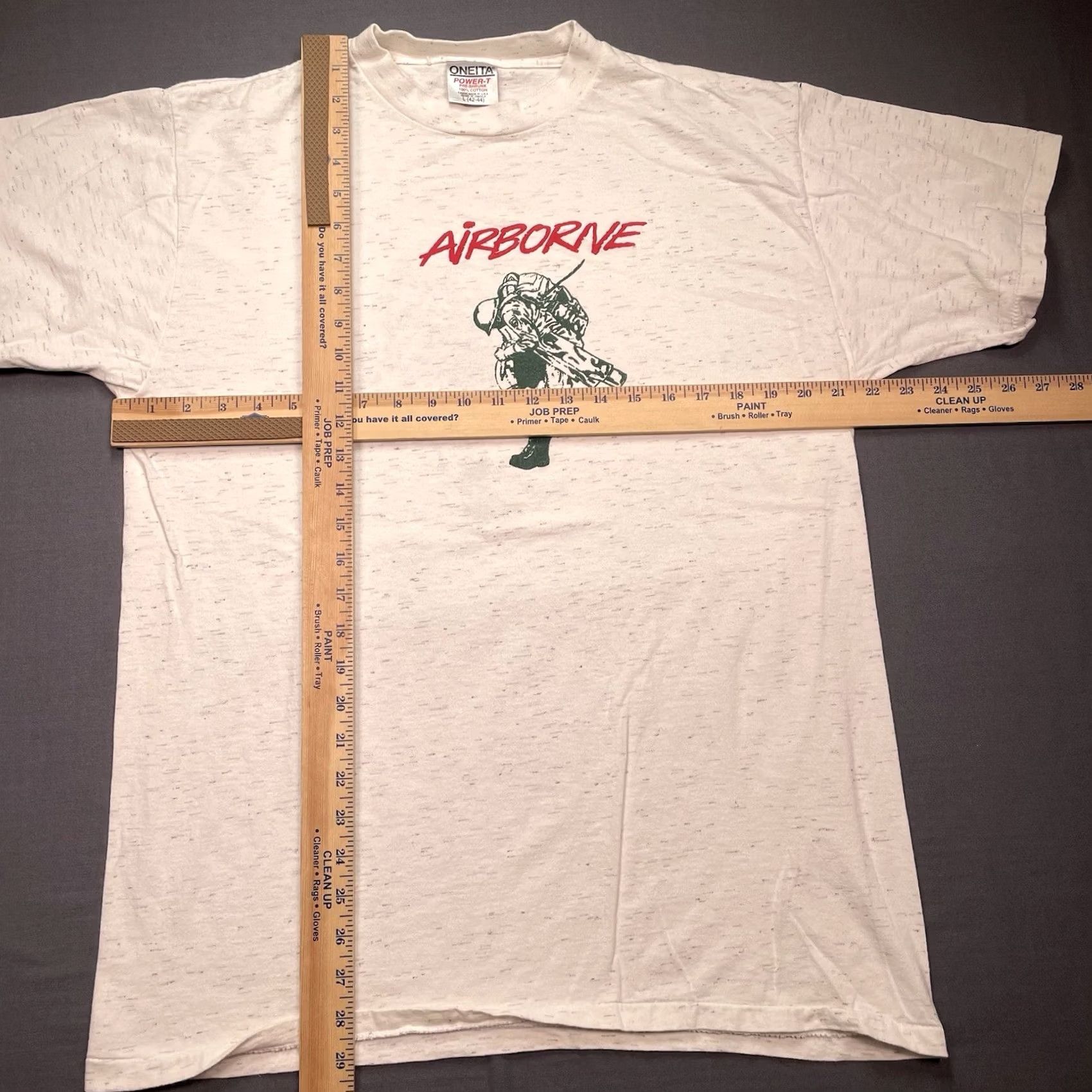 Vintage VINTAGE Airborne Military Shirt Men L Gray Men T-Shirt Military Unit Parachuter 90s Mens Size US L / EU 52-54 / 3 - 4 Thumbnail