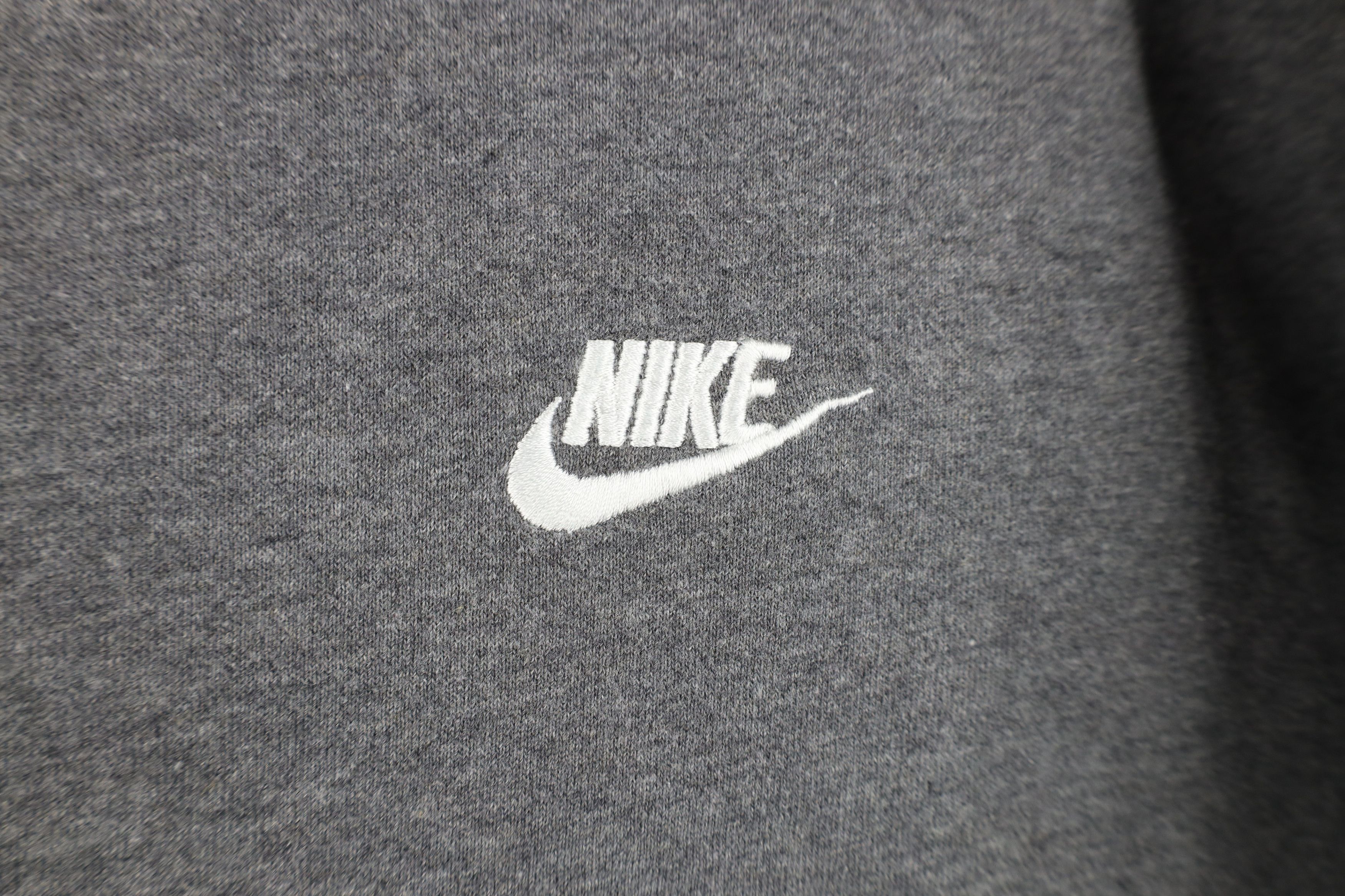Nike Vintage Y2K Nike Swoosh Crewneck Sweatshirt Heather Gray Size US XL / EU 56 / 4 - 5 Thumbnail