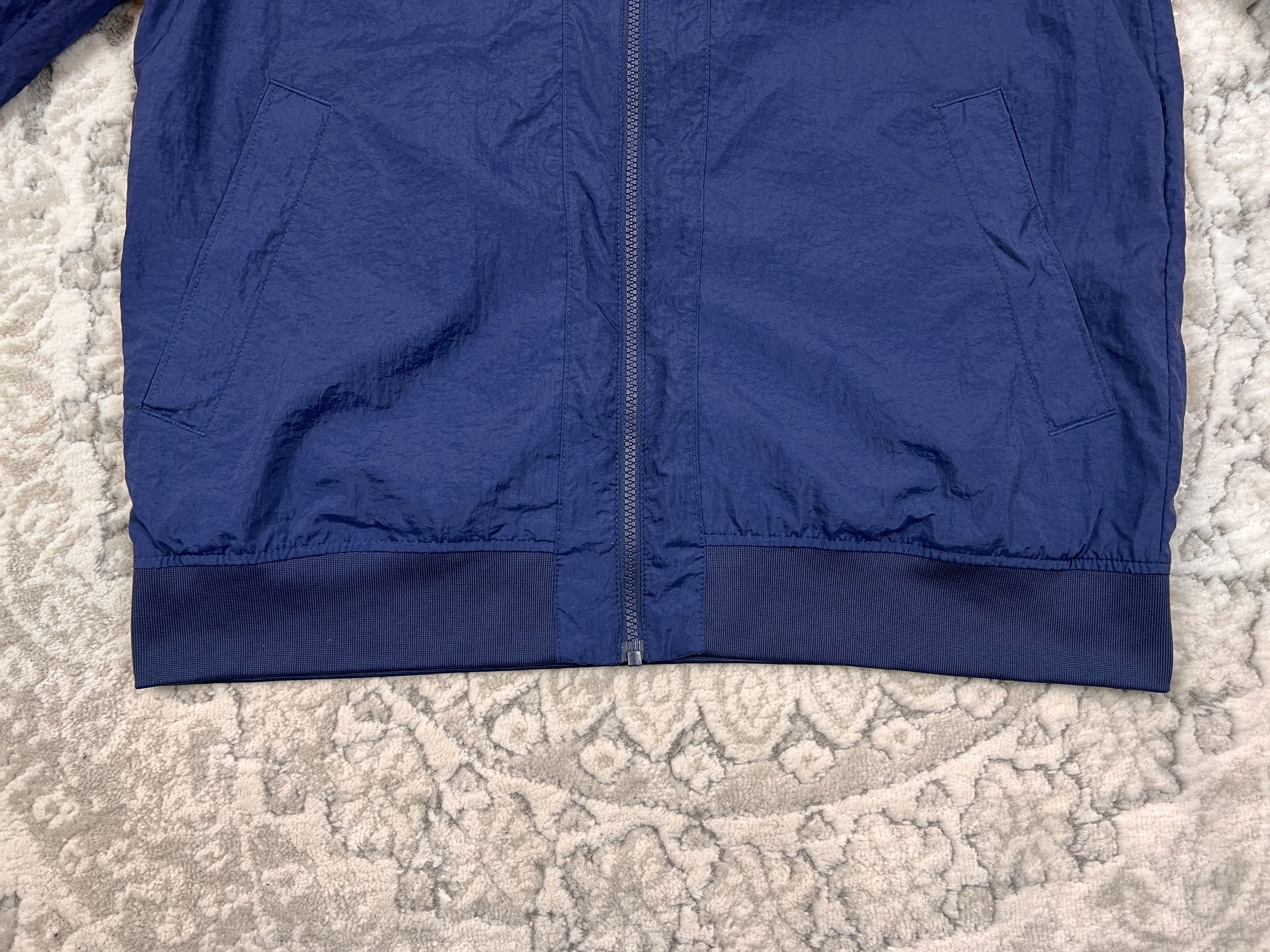 Nike Nike Nylon Bomber Jacket Windbreaker Navy Blue Lightweight L Size US L / EU 52-54 / 3 - 6 Thumbnail