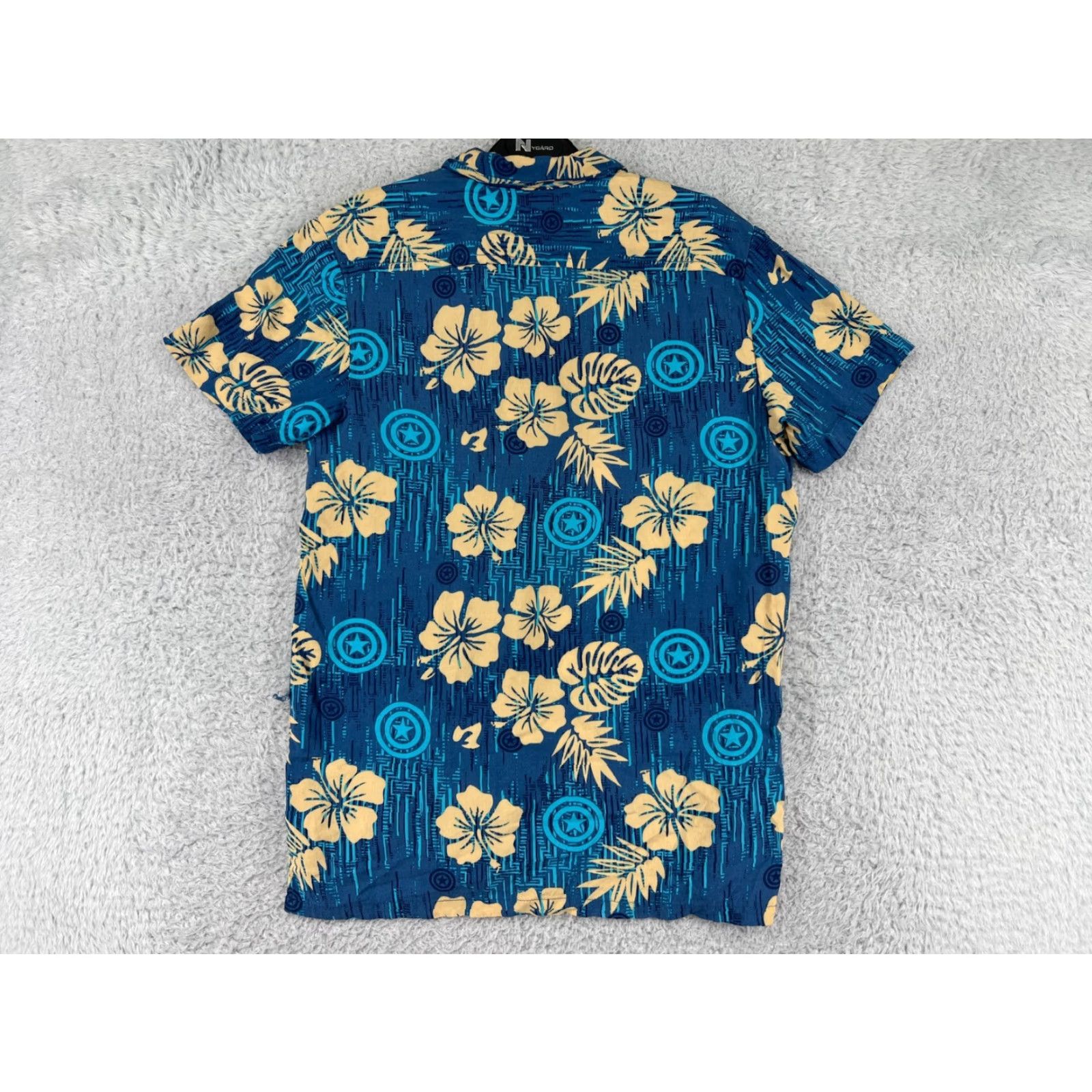 Vintage Captain America Shirt Mens Small Blue Beige Floral Marvel Comics Hawaiian Button Up Size US S / EU 44-46 / 1 - 2 Thumbnail