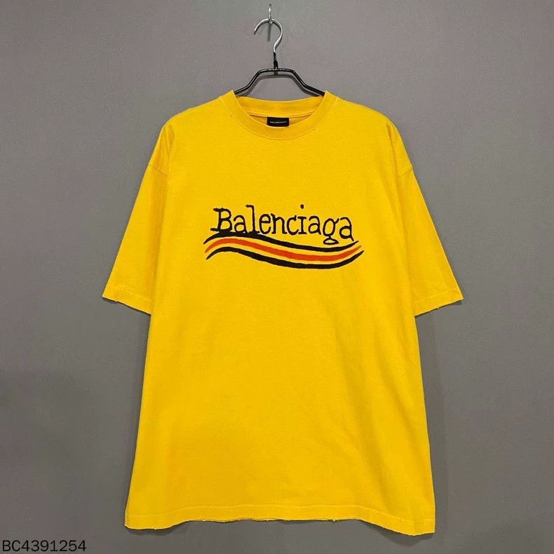 Balenciaga Balenciaga Ginger Graffiti Cola Short Sleeve Size US L / EU 52-54 / 3 - 1 Thumbnail