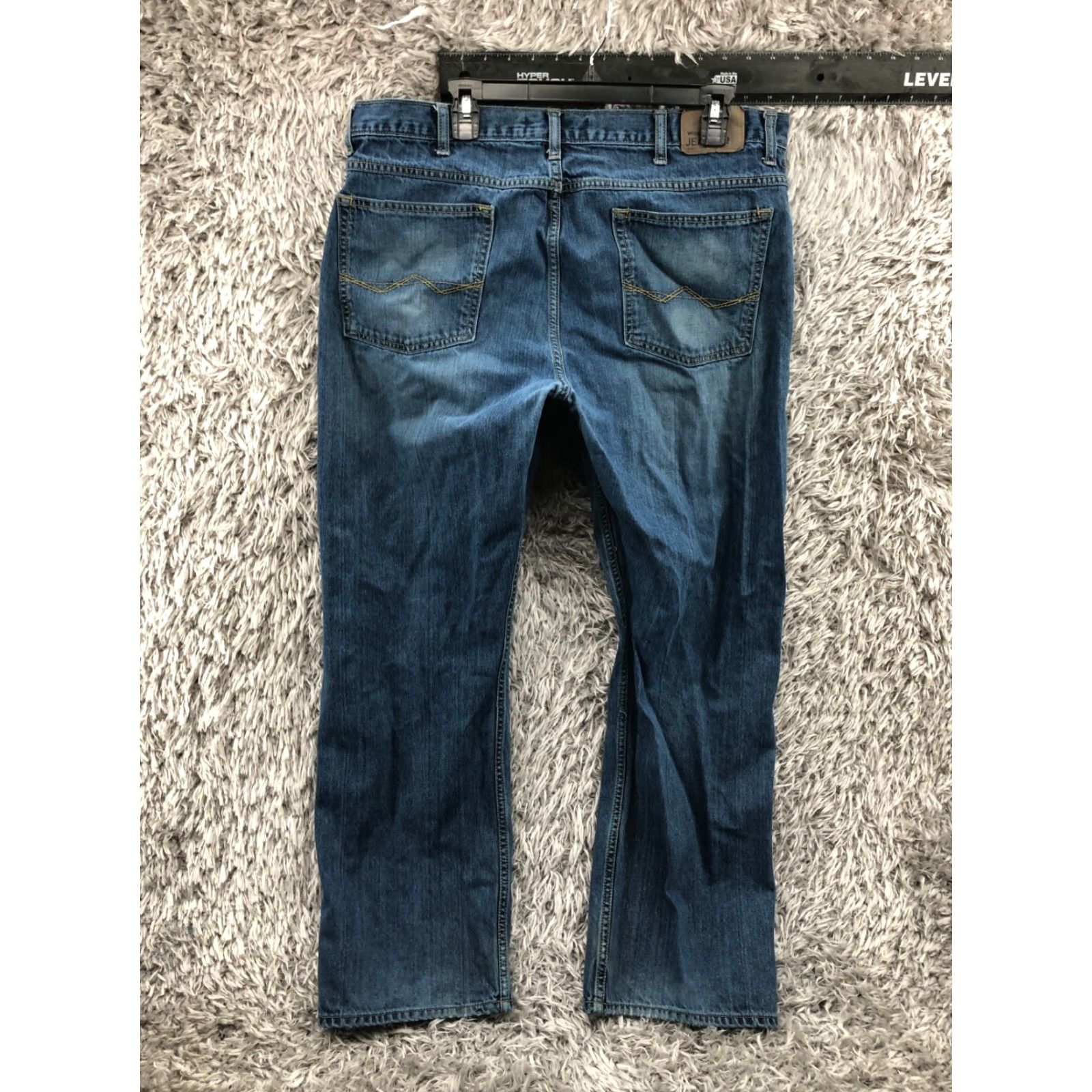 Wrangler Wrangler Jeans Relaxed Straight 36x30 Mens Blue 5-Pocket Denim Belt Loops Regular Vintage: No (remove N/A) Size US 36 / EU 52 - 5 Thumbnail