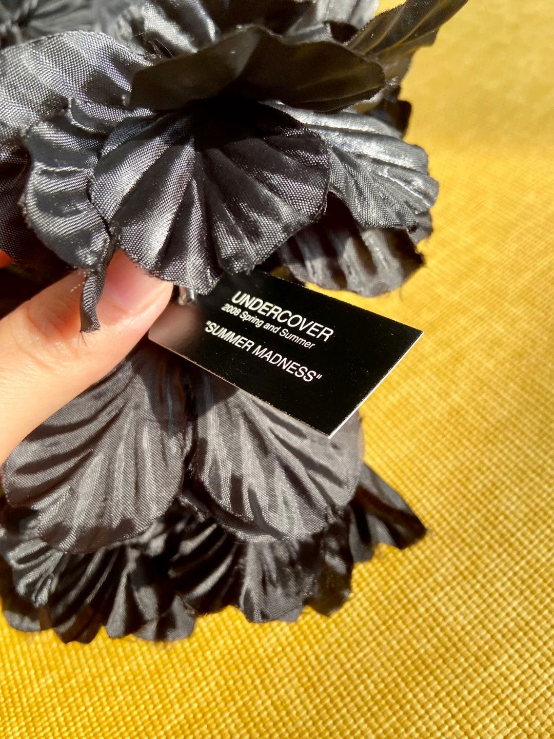 Undercover Undercover Summer Madness Runway Accessory 99 New Size ONE SIZE - 6 Thumbnail