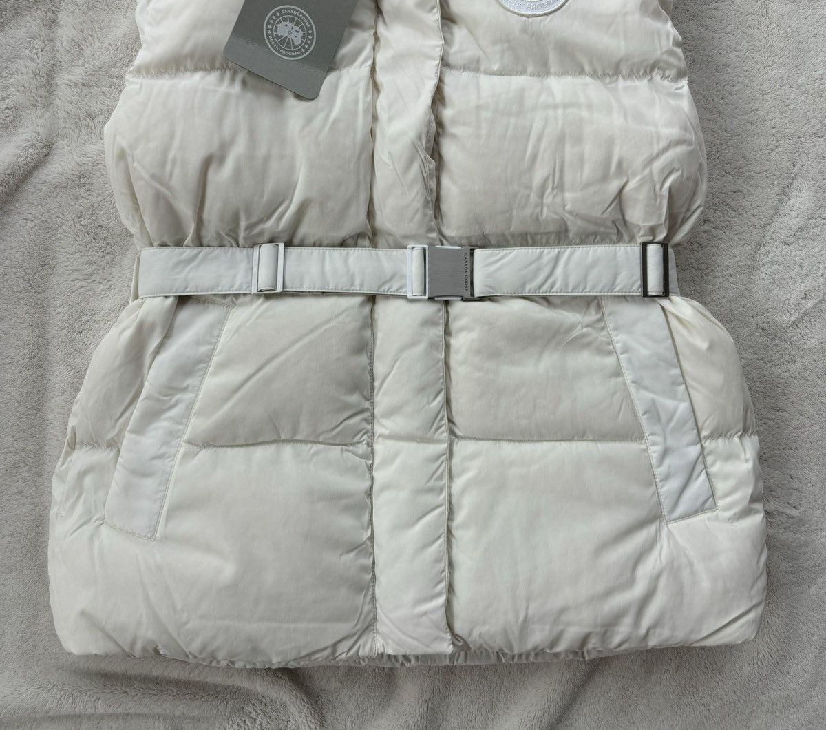 Canada Goose Canada G00se Rayla Belted/Hooded Northstar White Puffer Vest Size S / US 4 / IT 40 - 3 Thumbnail