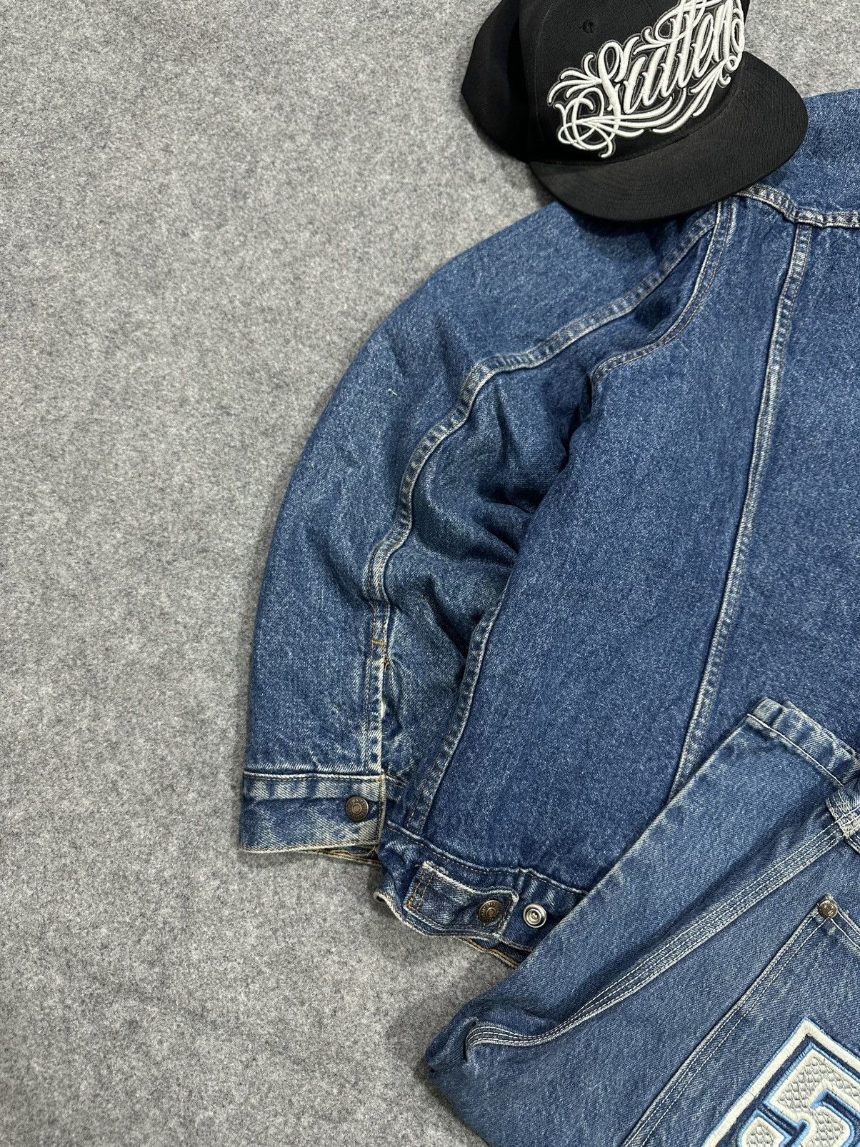 Levi's Vintage Clothing Crazy Vintage 1990’s Levis Denim Jacket (Made in USA🇺🇸) Size US XL / EU 56 / 4 - 13 Thumbnail