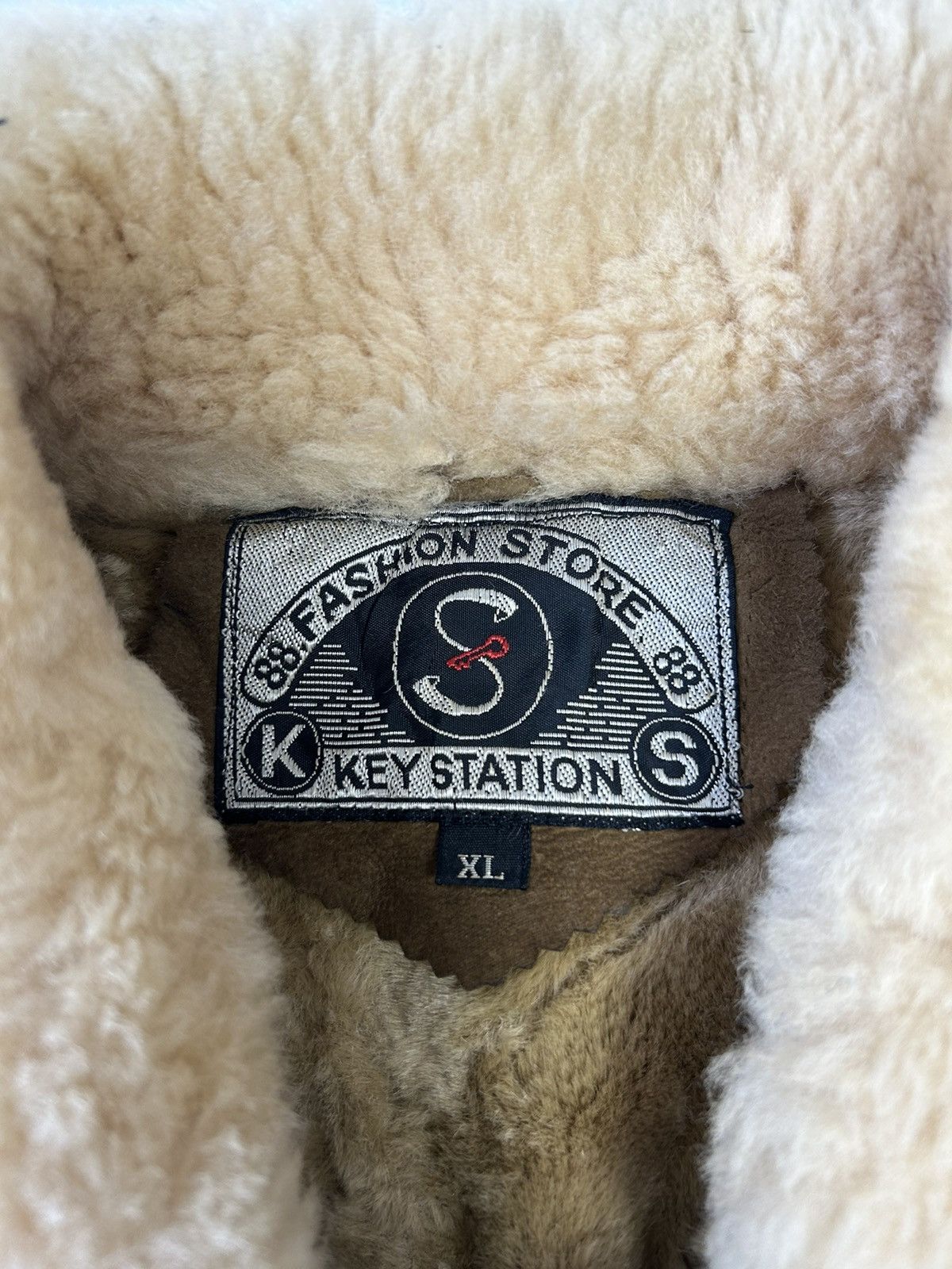 Japanese Brand KEY STATION 88 FASHION STORE SUEDED BOMBER JACKET Size US XL / EU 56 / 4 - 4 Thumbnail