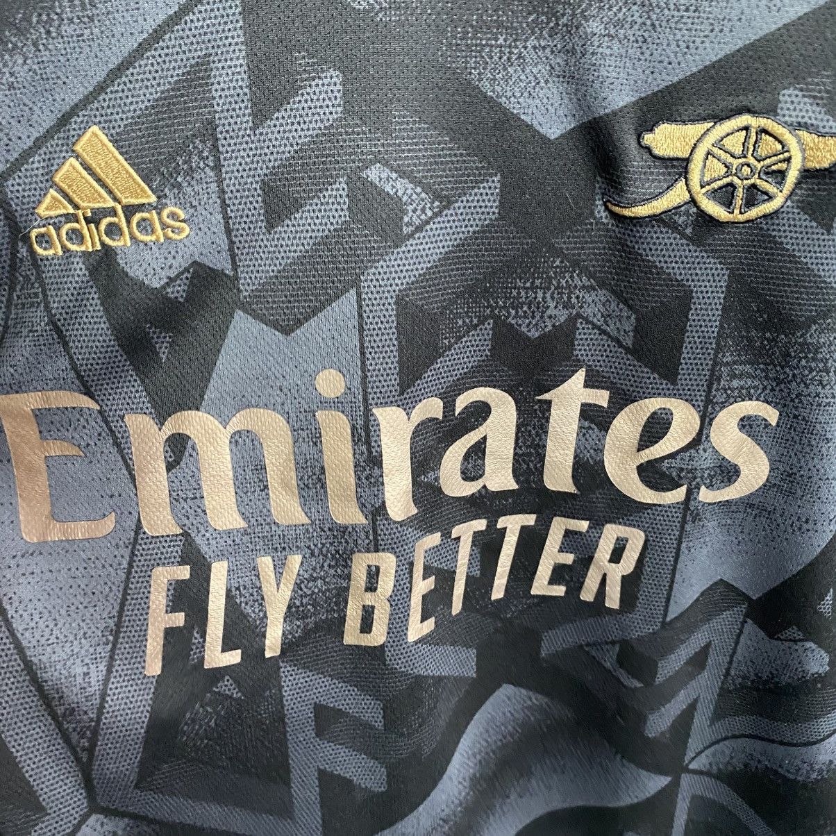 Adidas Vintage Adidas FC Arcenal Emirates 2022 soccer jersey Size US S / EU 44-46 / 1 - 4 Thumbnail