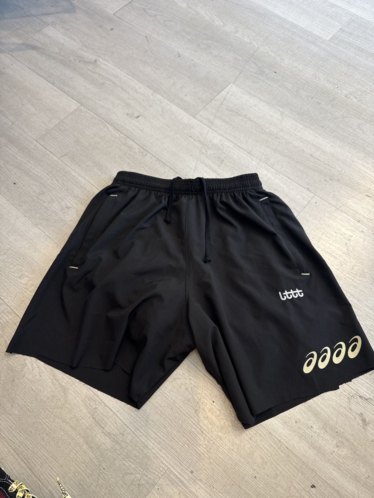 Asics ASICS x little Tokyo table tennis club shorts black Size US 30 / EU 46 - 1 Thumbnail
