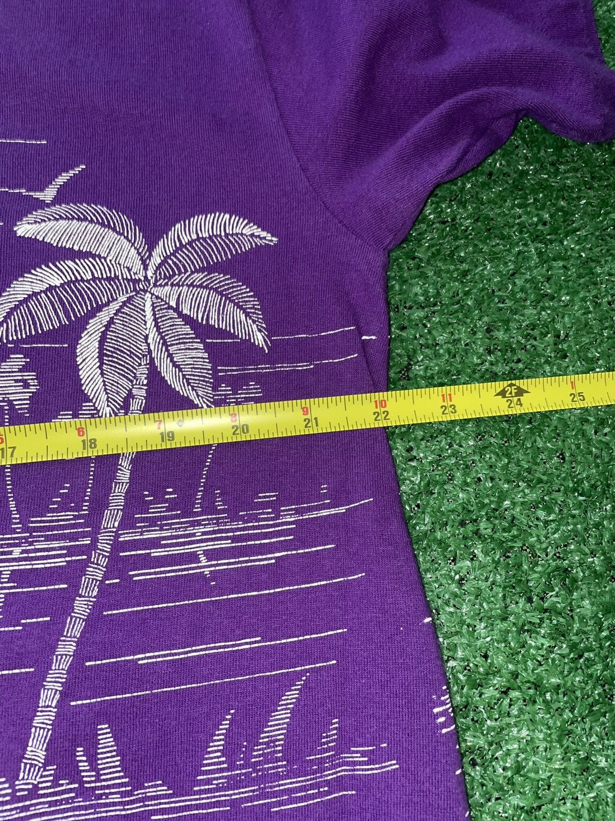 Fruit Of The Loom 90s AOP Purple Fort Lauderdale Single Stitch T-Shirt Size US XL / EU 56 / 4 - 5 Thumbnail