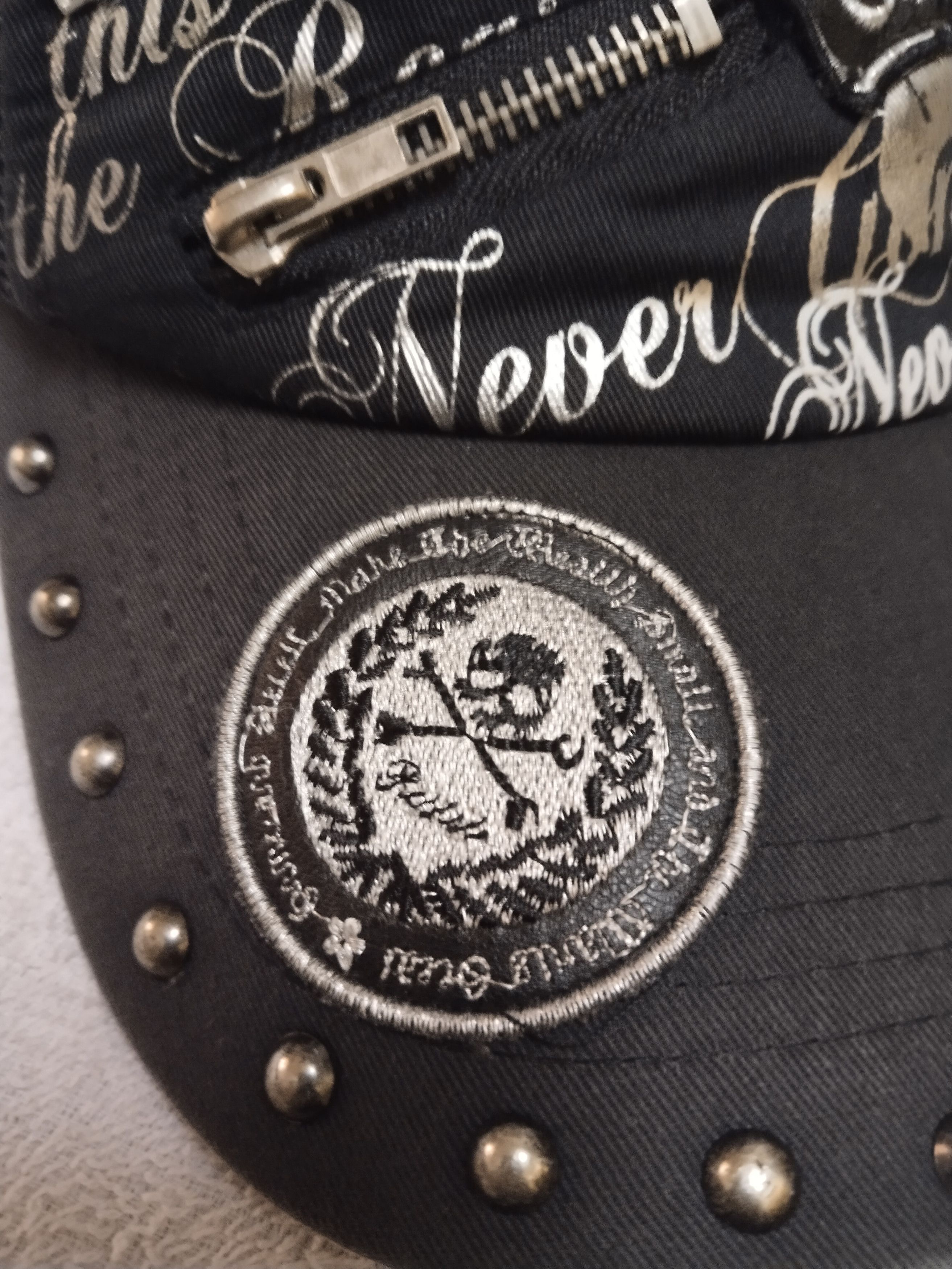 Japanese Brand VINTAGE SKULLS DISTRESSED AND PATCHES HAT Size ONE SIZE - 4 Thumbnail