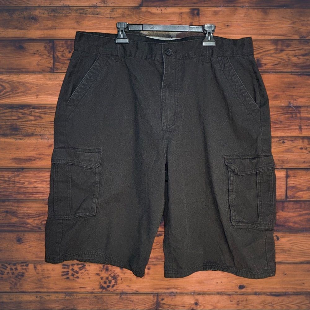 Other True Rock Black Cargo Shorts Size 42 Size US 42 / EU 58 - 1 Thumbnail
