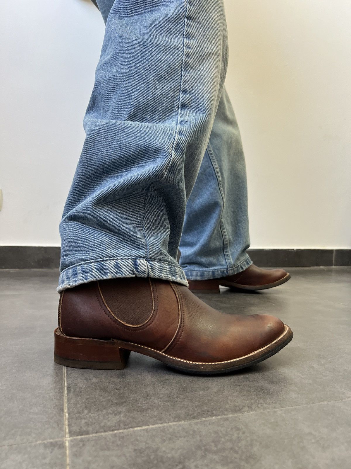 Red Wing Red Wings Chelsea Boots Amber Harness Made in USA Size US 8 / EU 41 - 2 Thumbnail