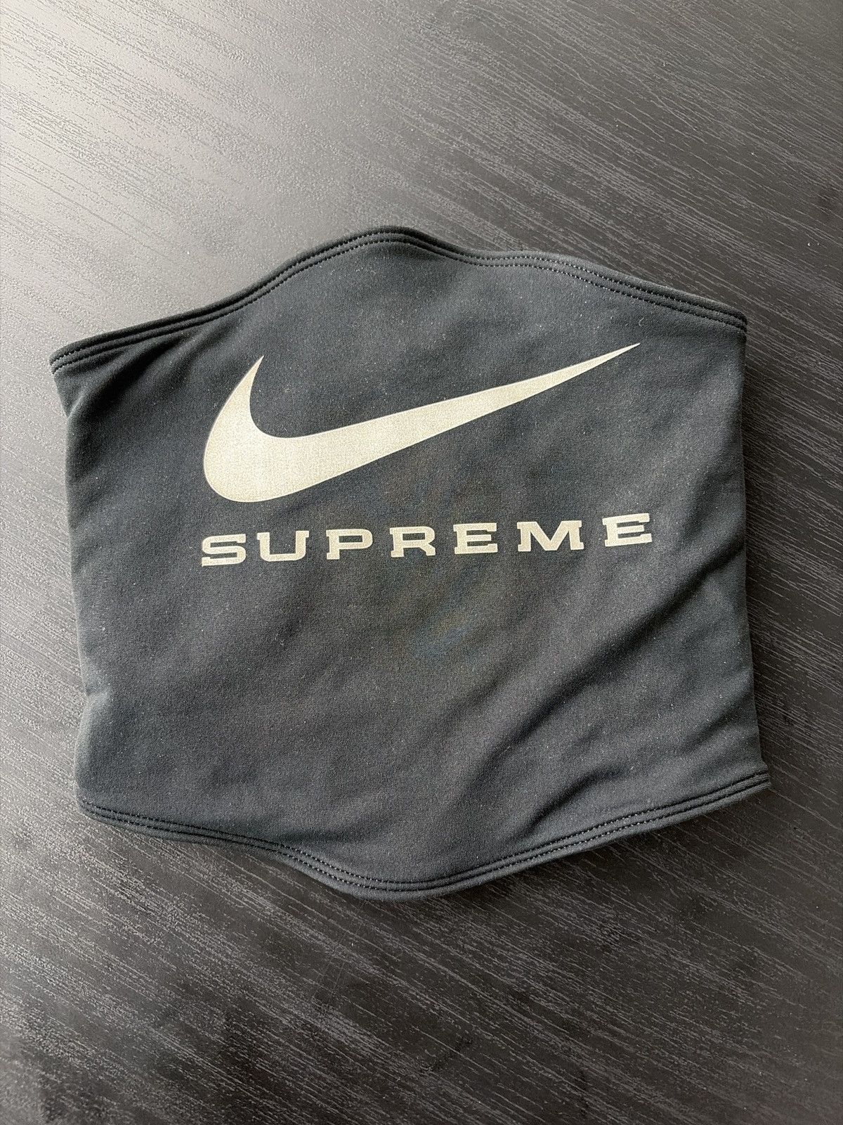 Nike Supreme x Nike Logo Neck Warmer Black Size ONE SIZE - 2 Thumbnail