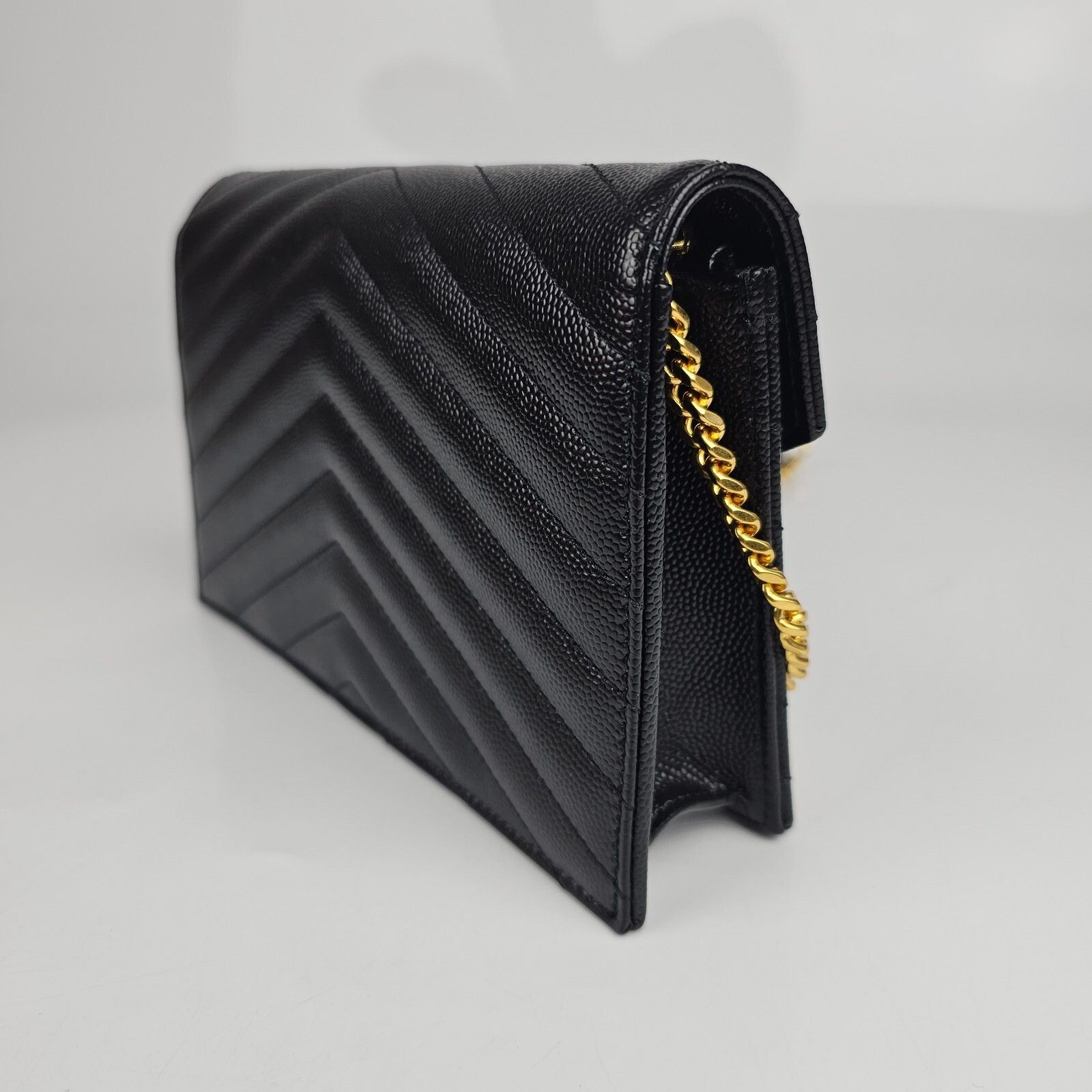 Saint Laurent Paris SAINT LAURENT Cassandre Envelope Black/Gold Grained Leather Size ONE SIZE - 7 Thumbnail