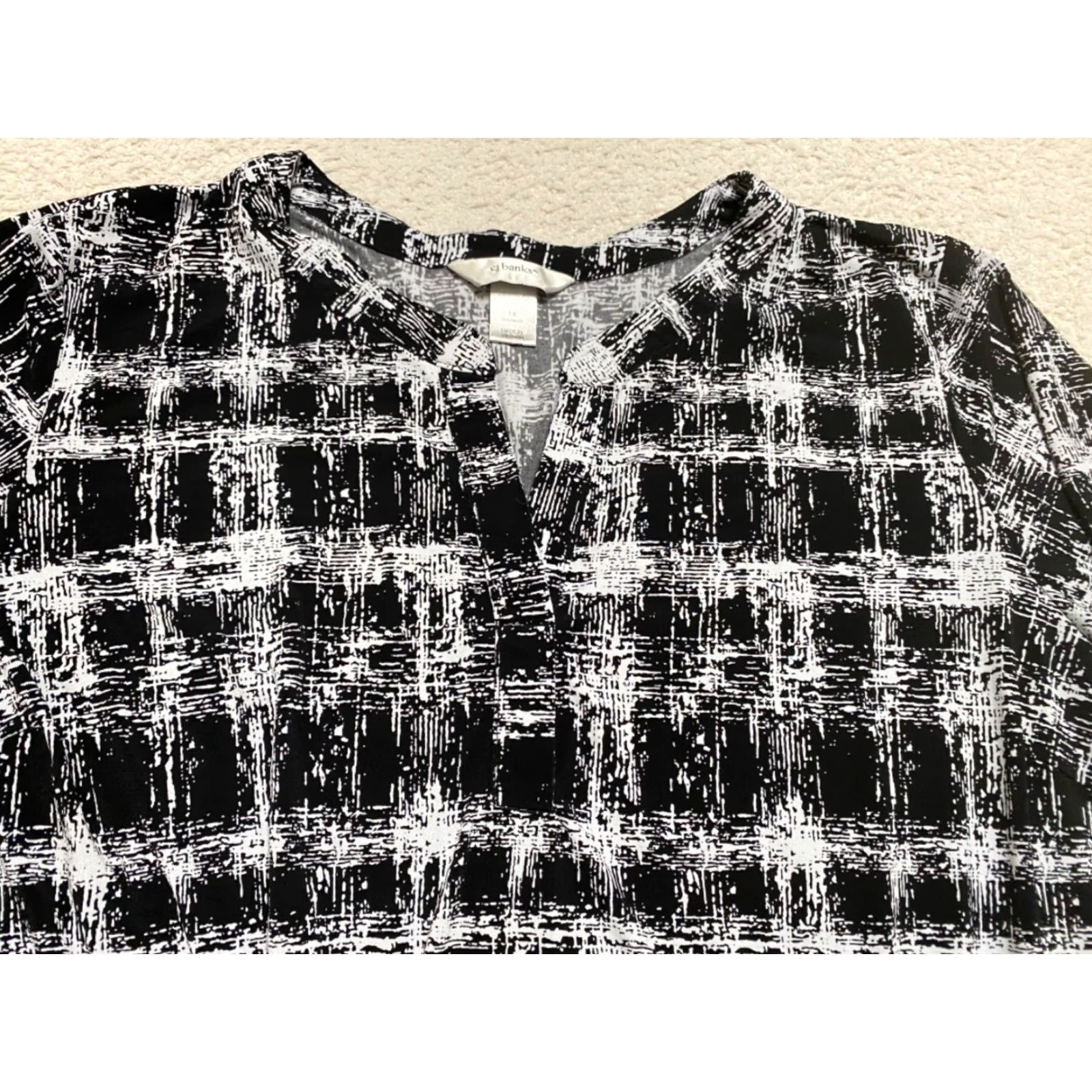 Vintage CJ Banks Womens 1X Plus Shirt Black Geometric 3/4 Sleeve Polyester V-Neck Size XL / US 12-14 / IT 48-50 - 3 Thumbnail