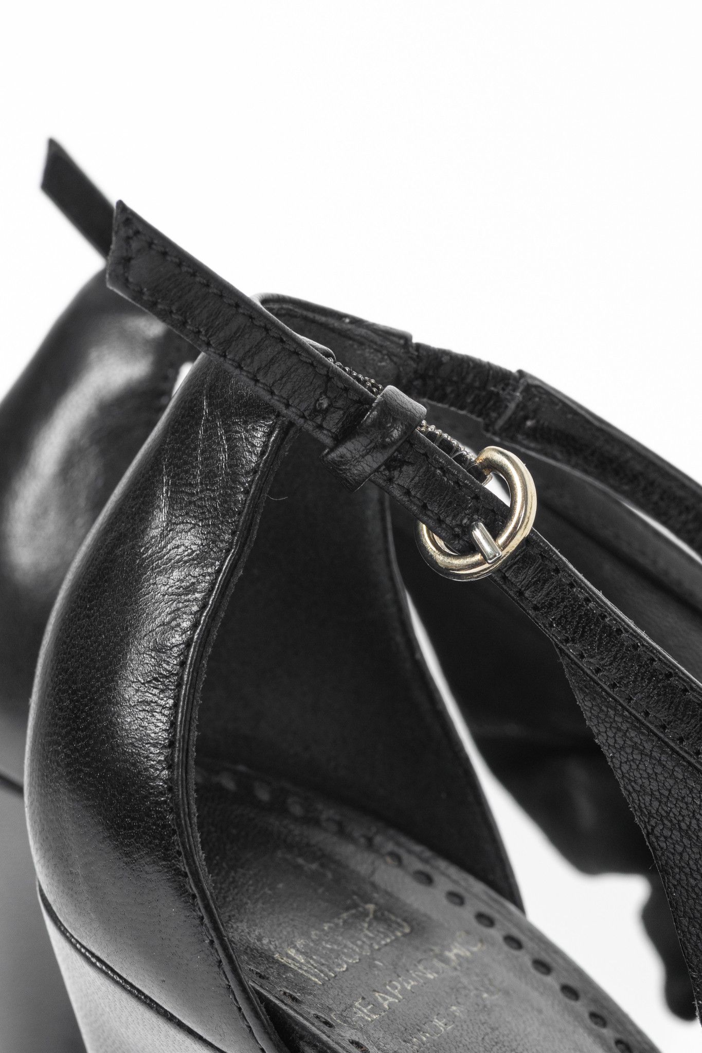 Moschino Moschino Cheap and Chic Black Leather Ruffle T-Strap Sandals Size US 6 / IT 36 - 9 Thumbnail