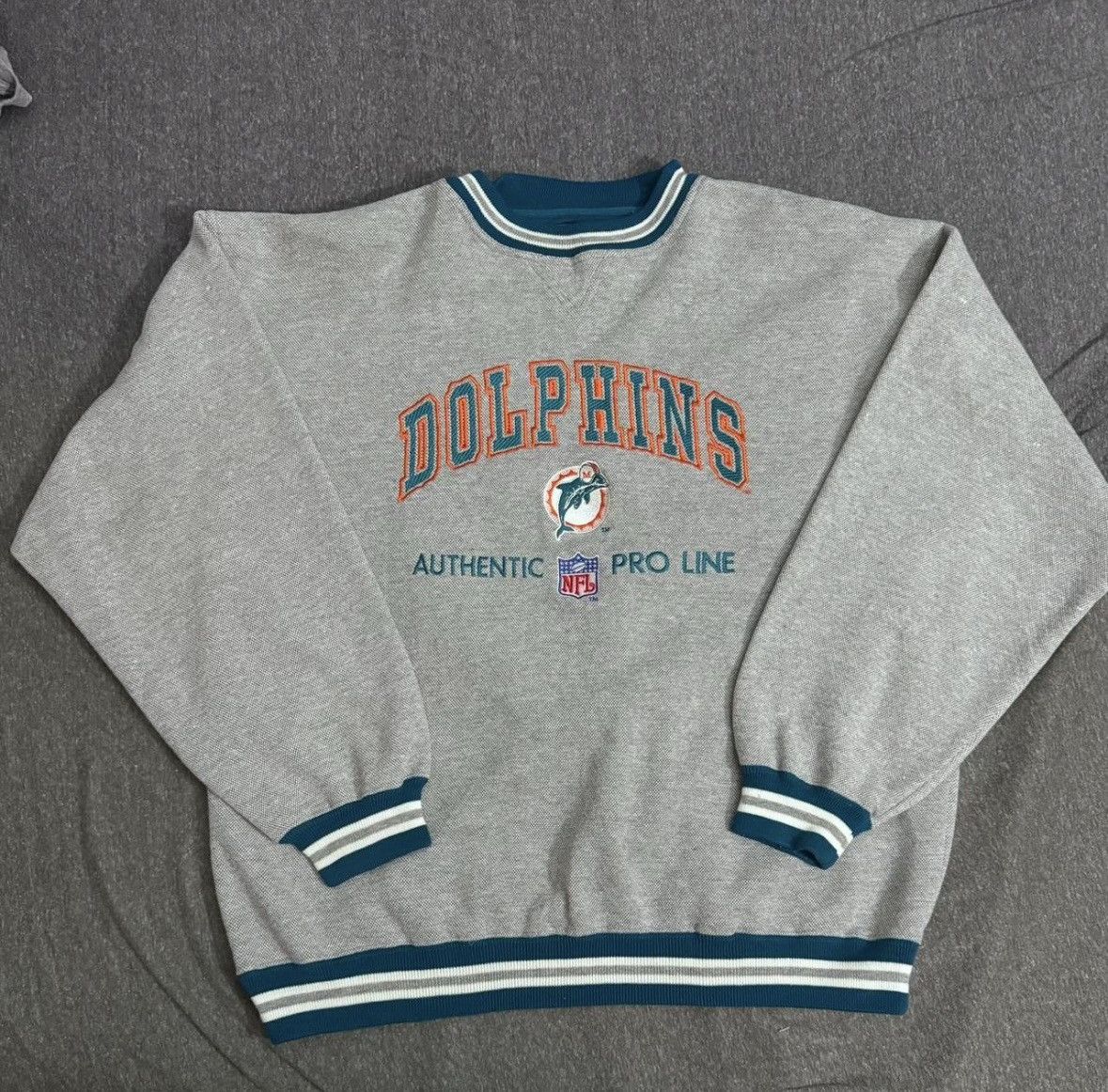 Logo Athletic Vintage Miami Dolphins Logo Athletic Pro Line Sweatshirt Size US XL / EU 56 / 4 - 1 Thumbnail