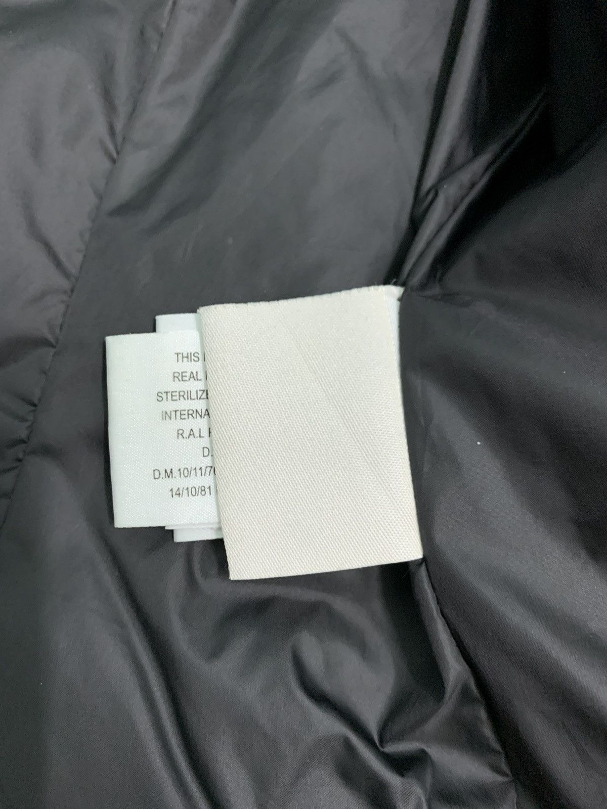 Moncler Moncler Puffer Hoodie Jacket Size XXS / US 00 / IT 34 - 16 Thumbnail