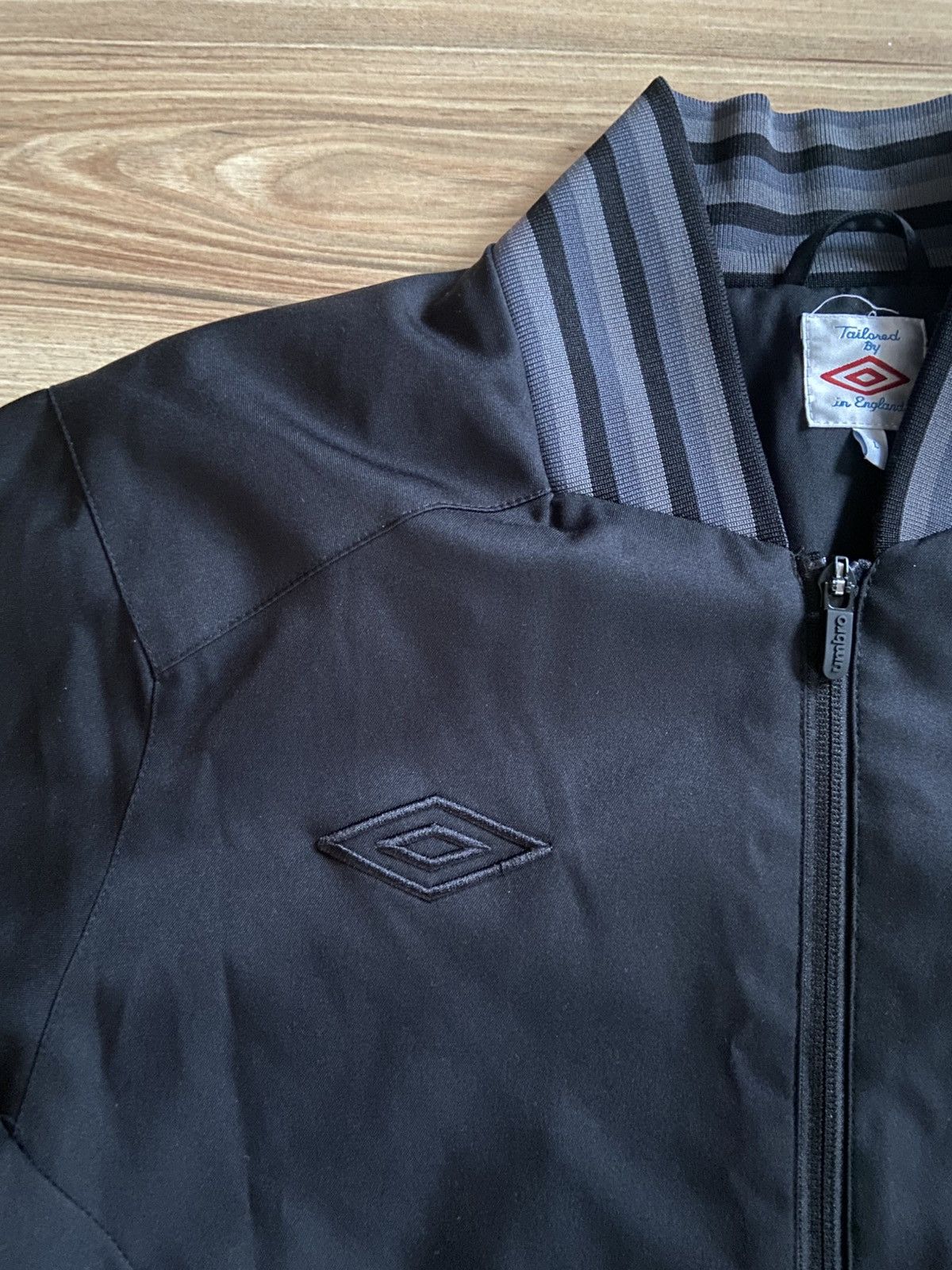 Umbro Manchester City Umbro Vintage soccer jacket Size US L / EU 52-54 / 3 - 3 Thumbnail