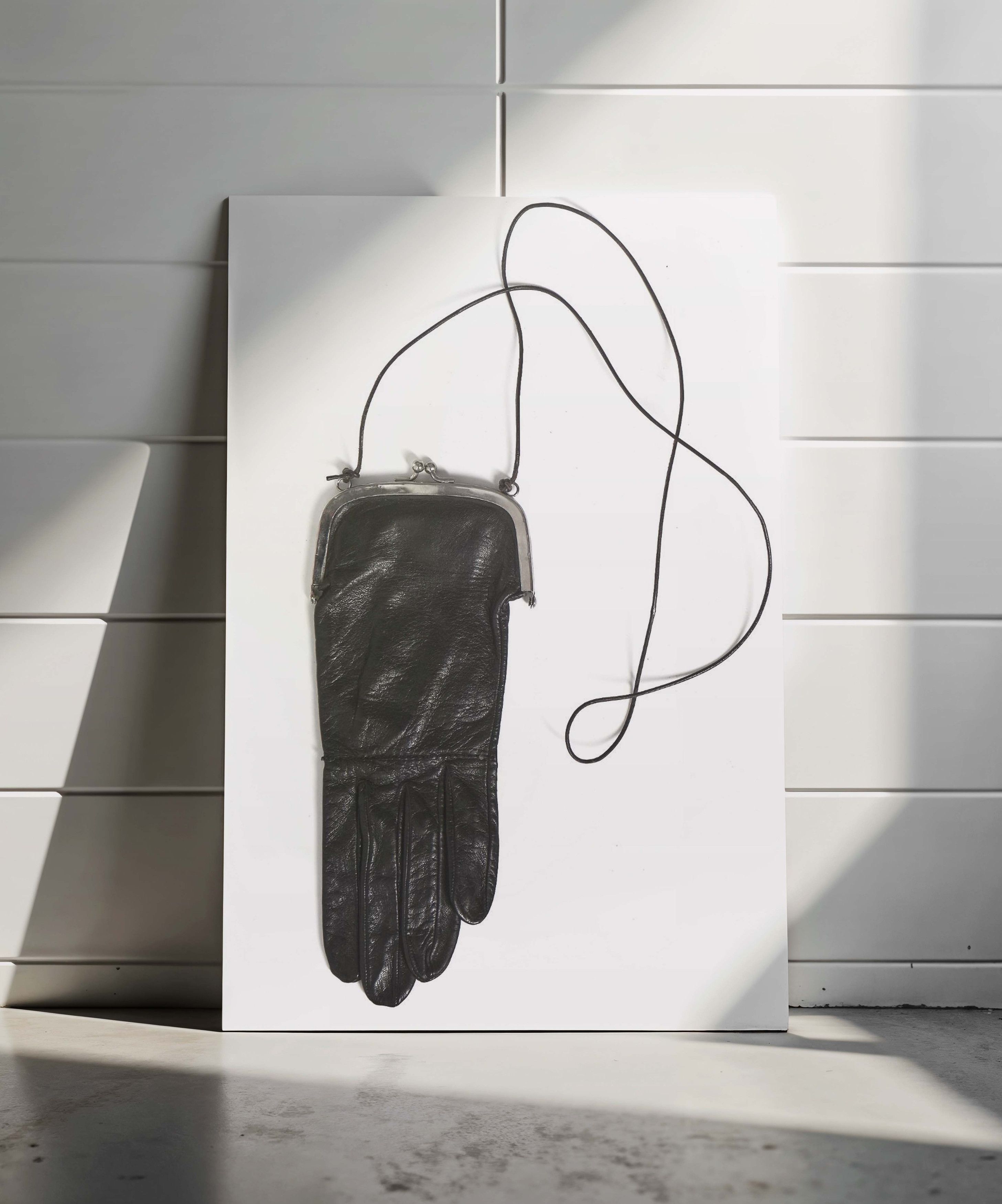 Maison Margiela Maison Margiela Gloves Bag Tabi Poster Gift Vintage Book Size ONE SIZE - 2 Thumbnail