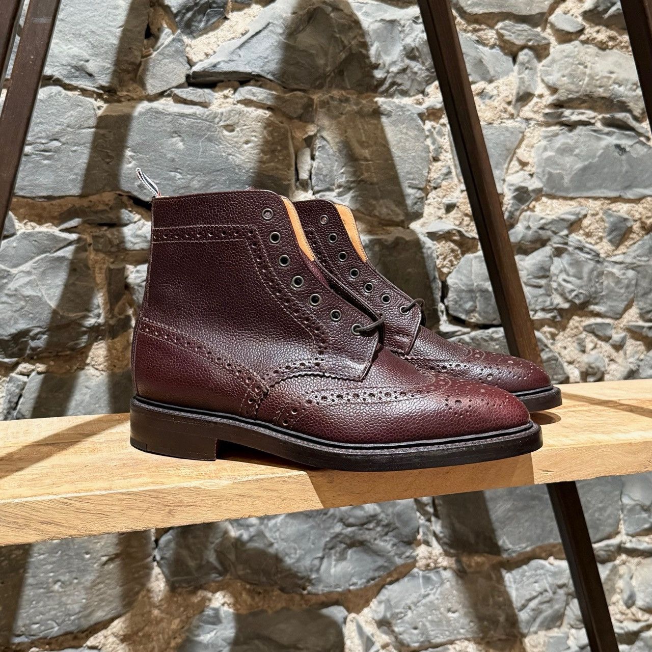 Thom Browne Thom Browne Burgundy Leather Wingtip Brogue Lace-up Boots Size US 9 / EU 42 - 1 Thumbnail
