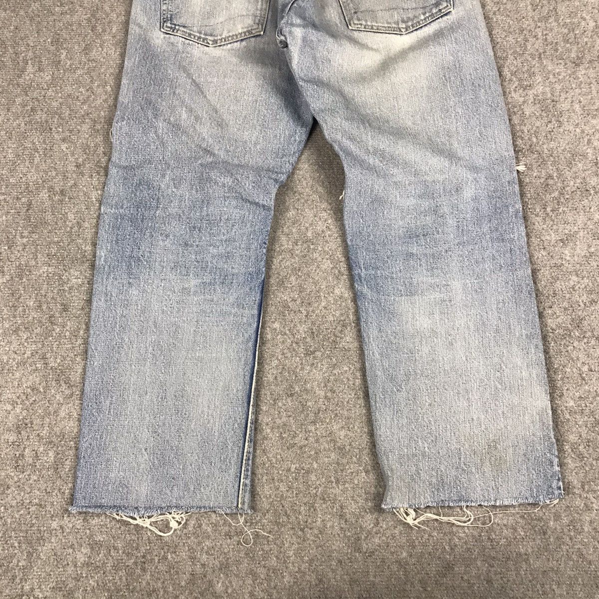 Orslow ORSLOW 2005 DISTRESSED SELVAGE DENIM LIGHT DENIM PANTS Size US 30 / EU 46 - 11 Thumbnail