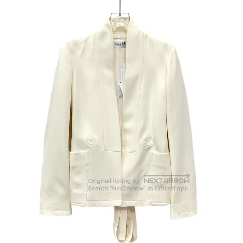 Dior Dior 23 Palto beige wool buckleless belt suit jacket Size XXS / US 00 / IT 34 - 1 Thumbnail