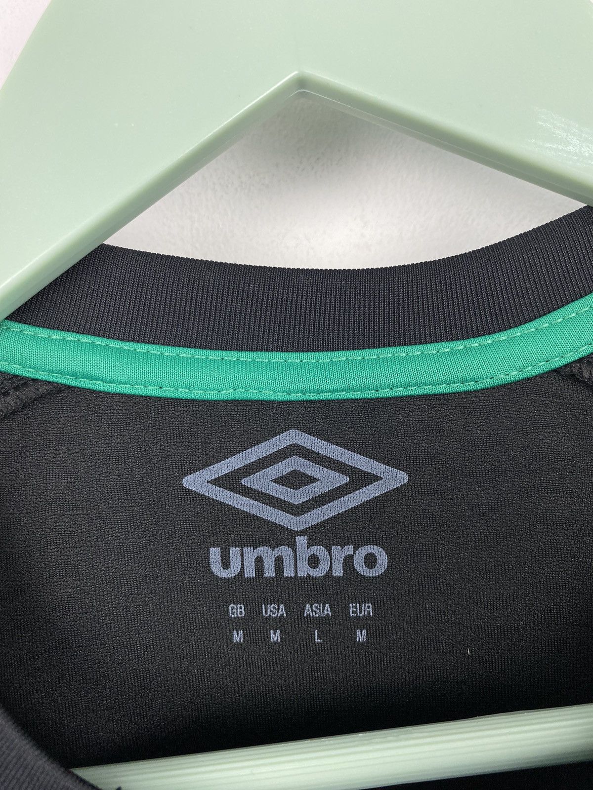 Umbro Werder Bremen 2021 2022 Soccer Football Jersey PSG Milan Size US M / EU 48-50 / 2 - 8 Thumbnail