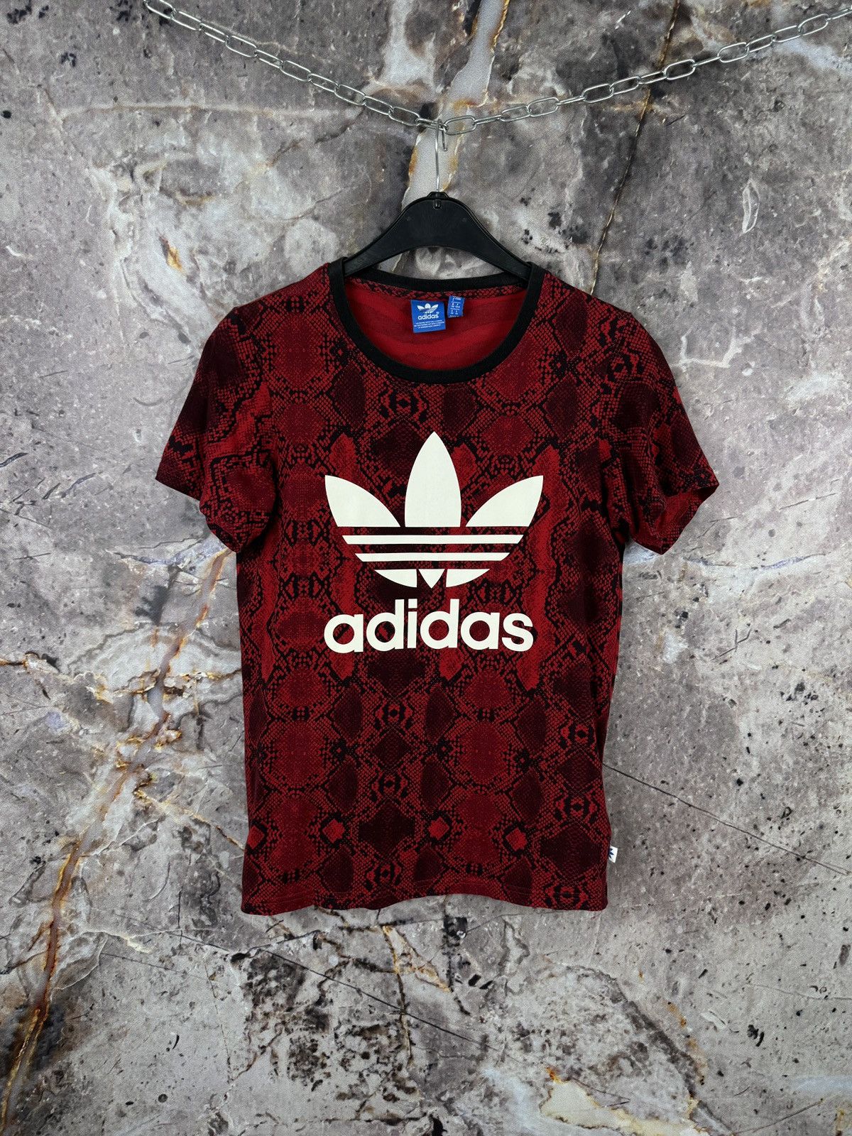 Adidas Adidas Originals Women’s Red Snake Print TShirt Trefoil Logo Size XS / US 0-2 / IT 36-38 - 1 Thumbnail