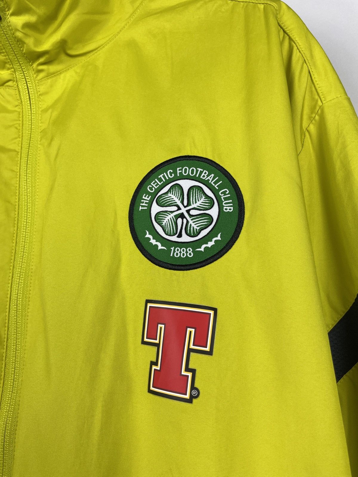 Nike × Vintage Vintage Nike Celtic Soccer Football Jacket Track Top Size US XXL / EU 58 / 5 - 12 Thumbnail