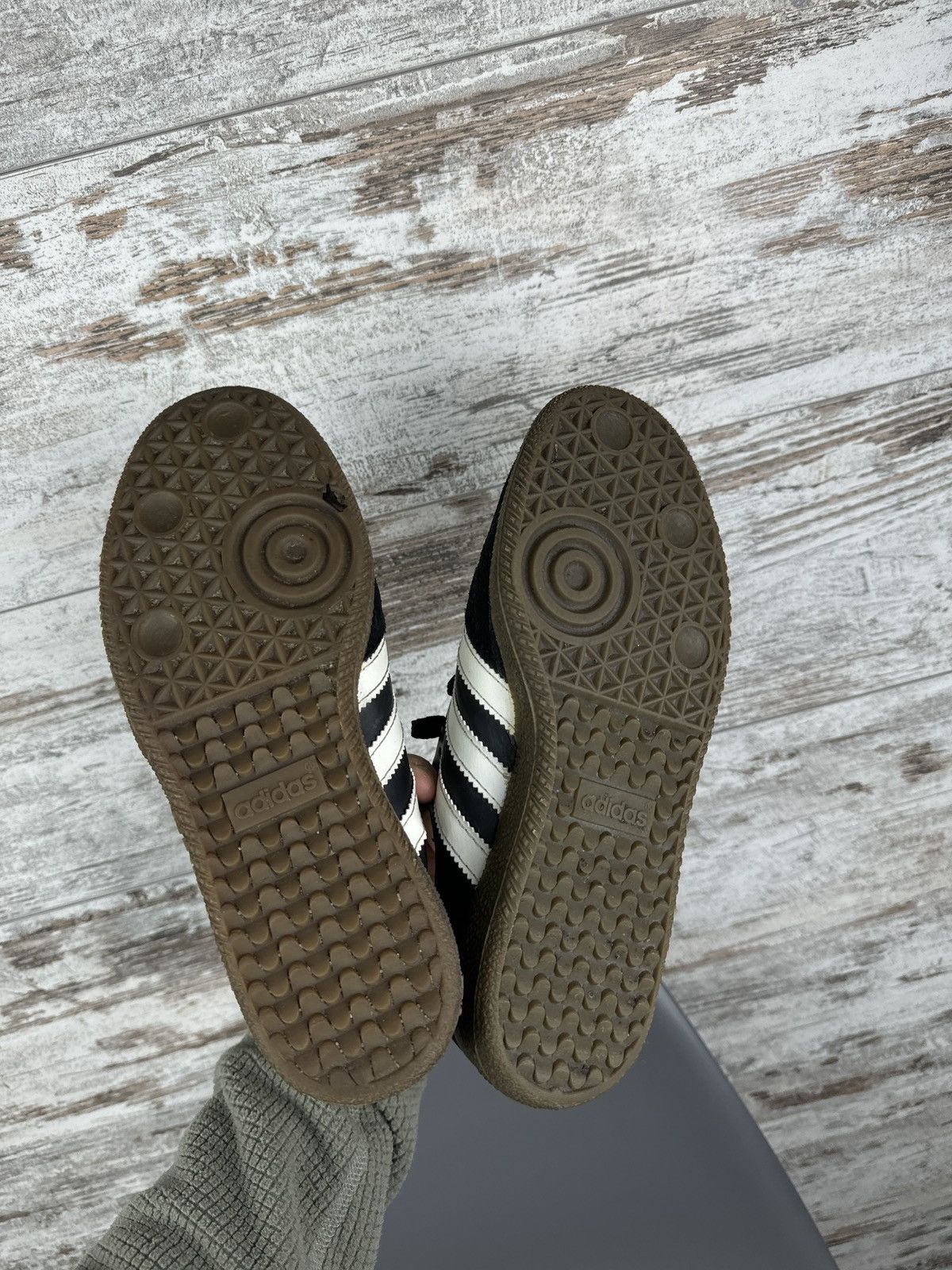 Adidas Women’s Vintage Adidas Samba Sneakers y2k rare size 38,5 Size US 6 / IT 36 - 14 Thumbnail