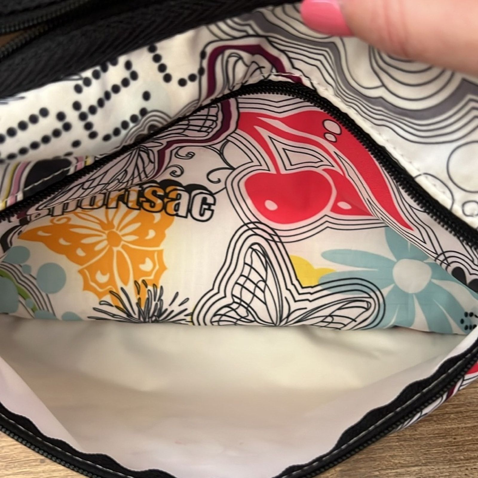LeSportsac LeSportSac Classic Hobo in Butterfly and Floral Print Size ONE SIZE - 15 Thumbnail