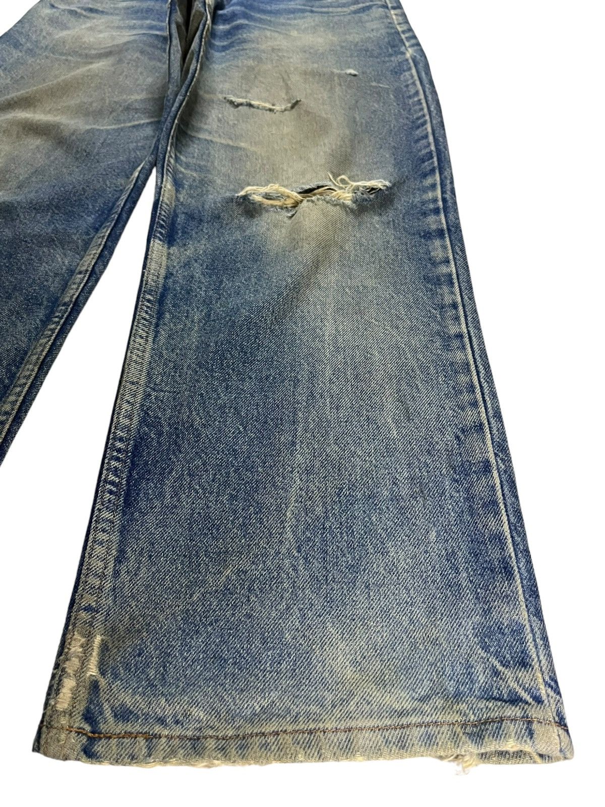 Japanese Brand Vintage Japanese Brand Mud Wash Carpenter Distressed Jeans Size US 35 - 7 Thumbnail