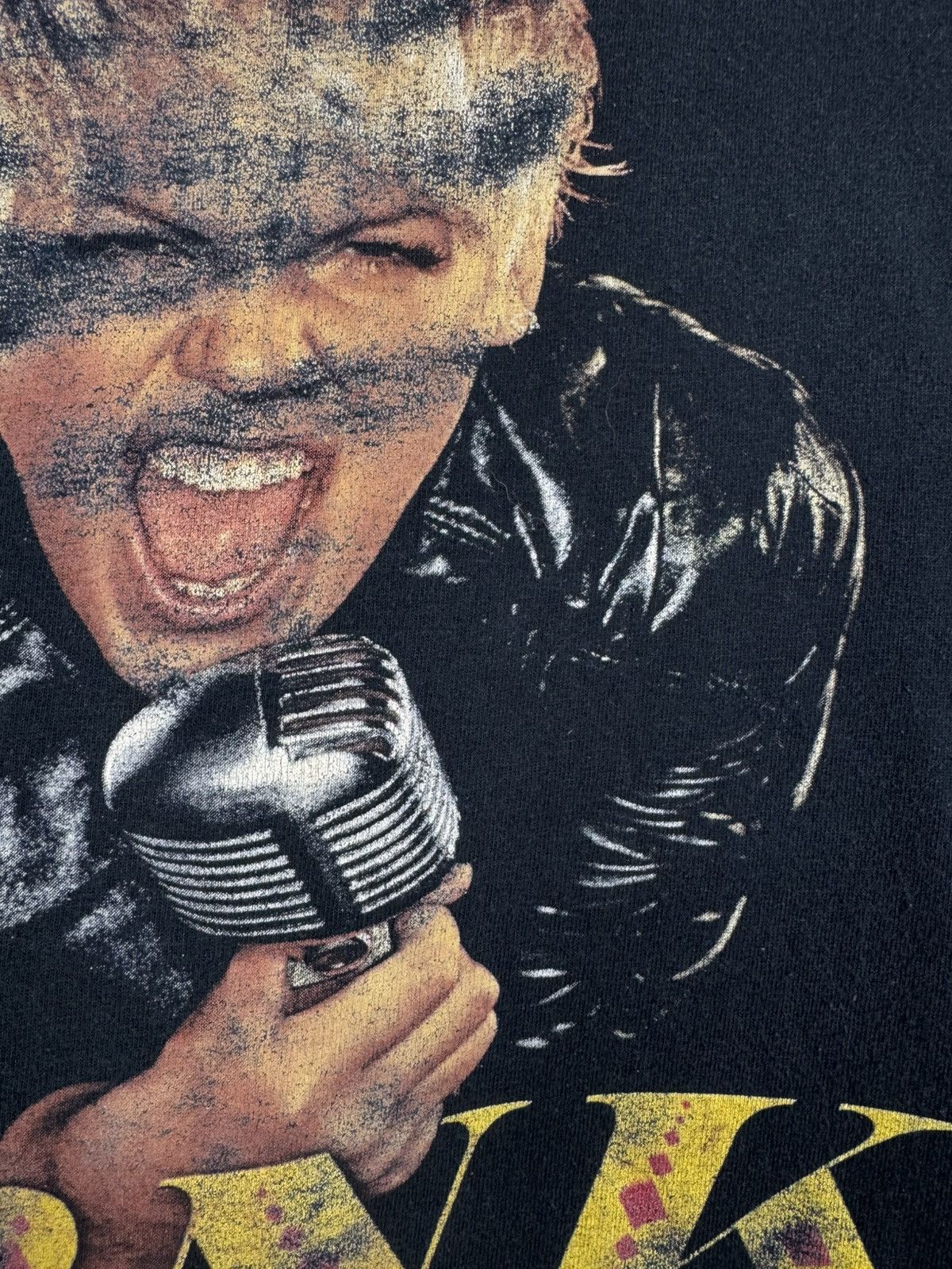 Band Tees Pink Funhouse World Tour 2009 Distressed T-shirt Size US S / EU 44-46 / 1 - 9 Thumbnail