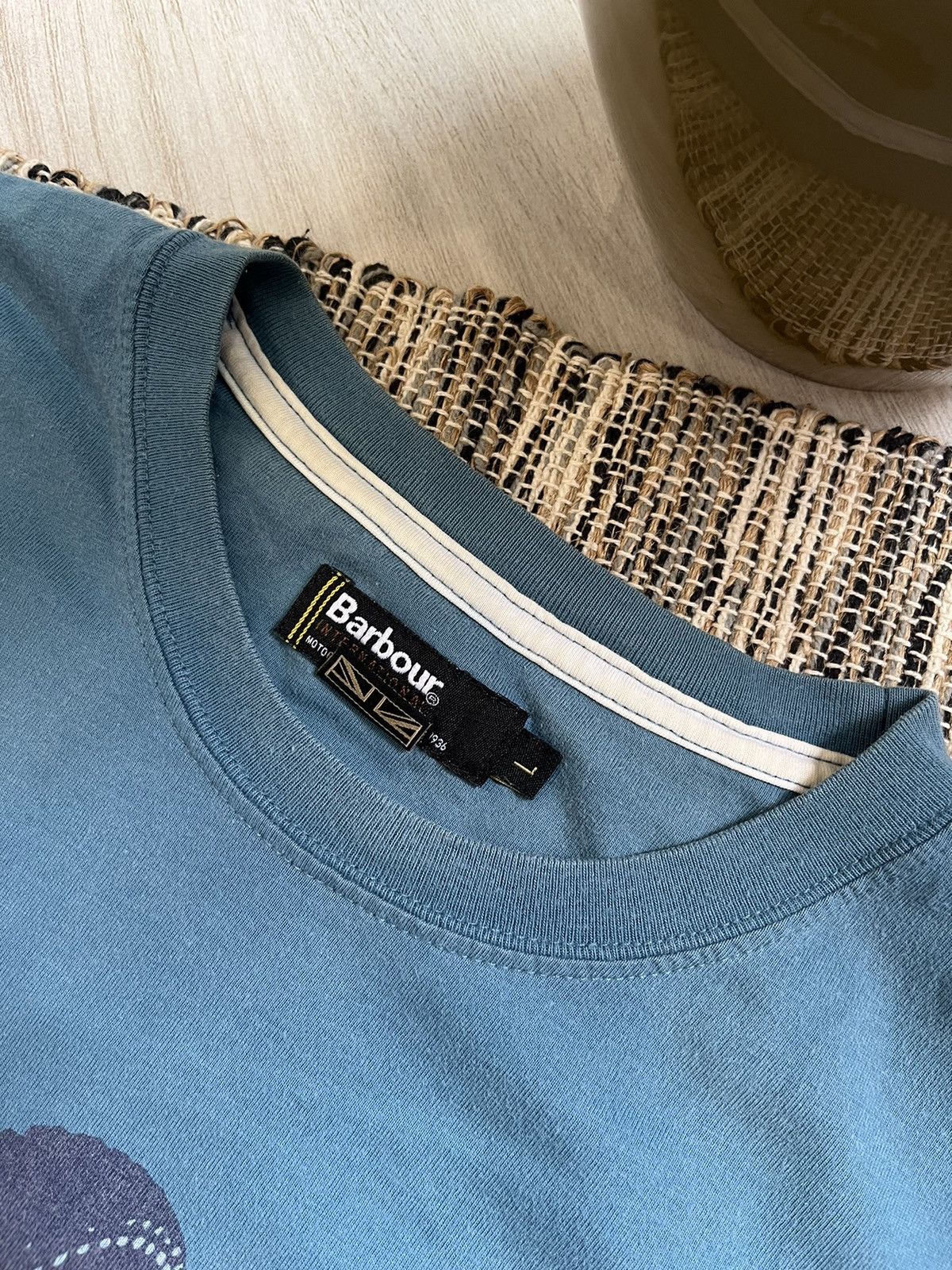 Barbour × Vintage Barbour T-shirt 1958 world tour regular fit fade size L Size US L / EU 52-54 / 3 - 7 Thumbnail