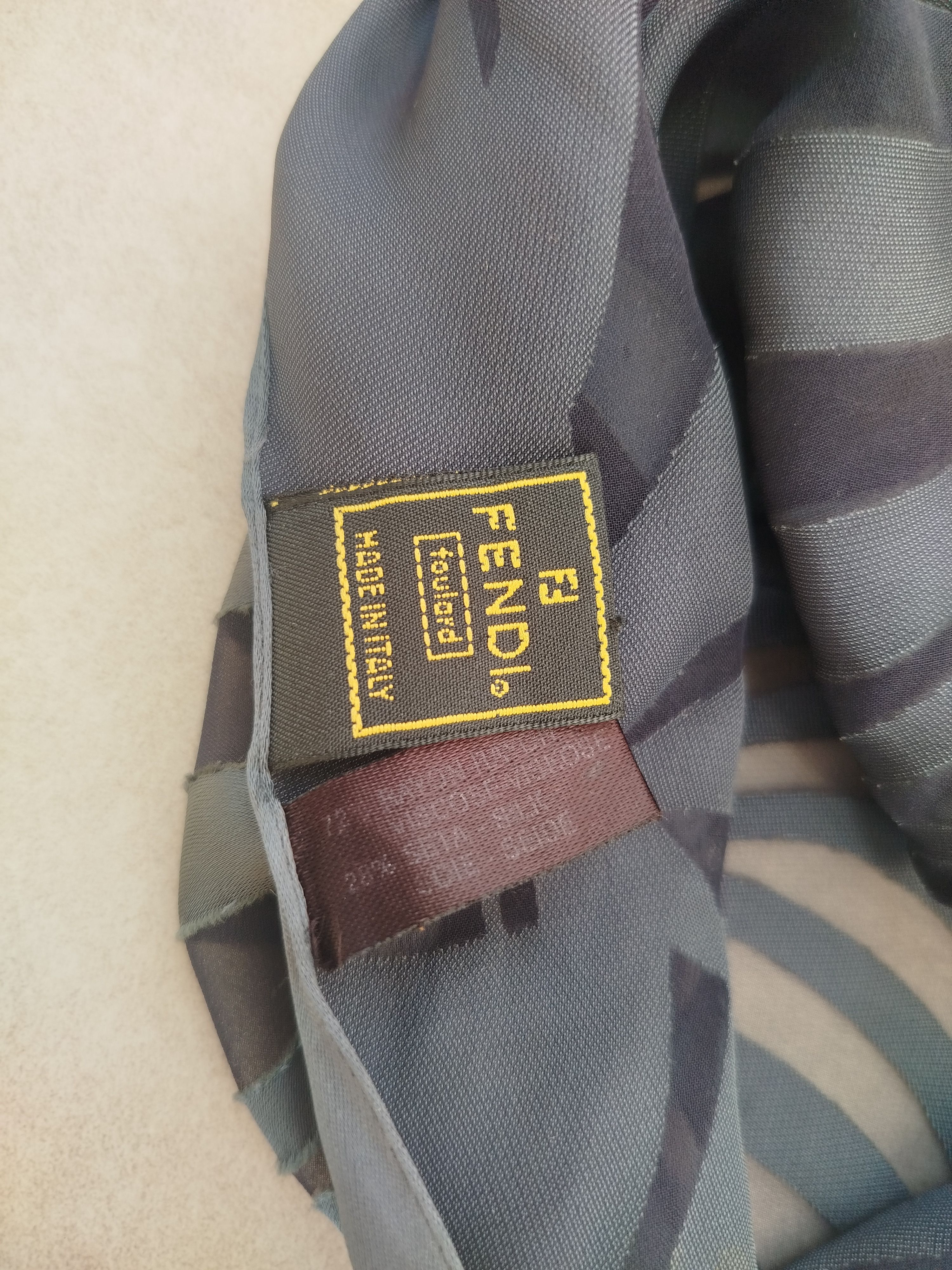 Fendi Fendi green silk rayon scarf Size ONE SIZE - 6 Thumbnail