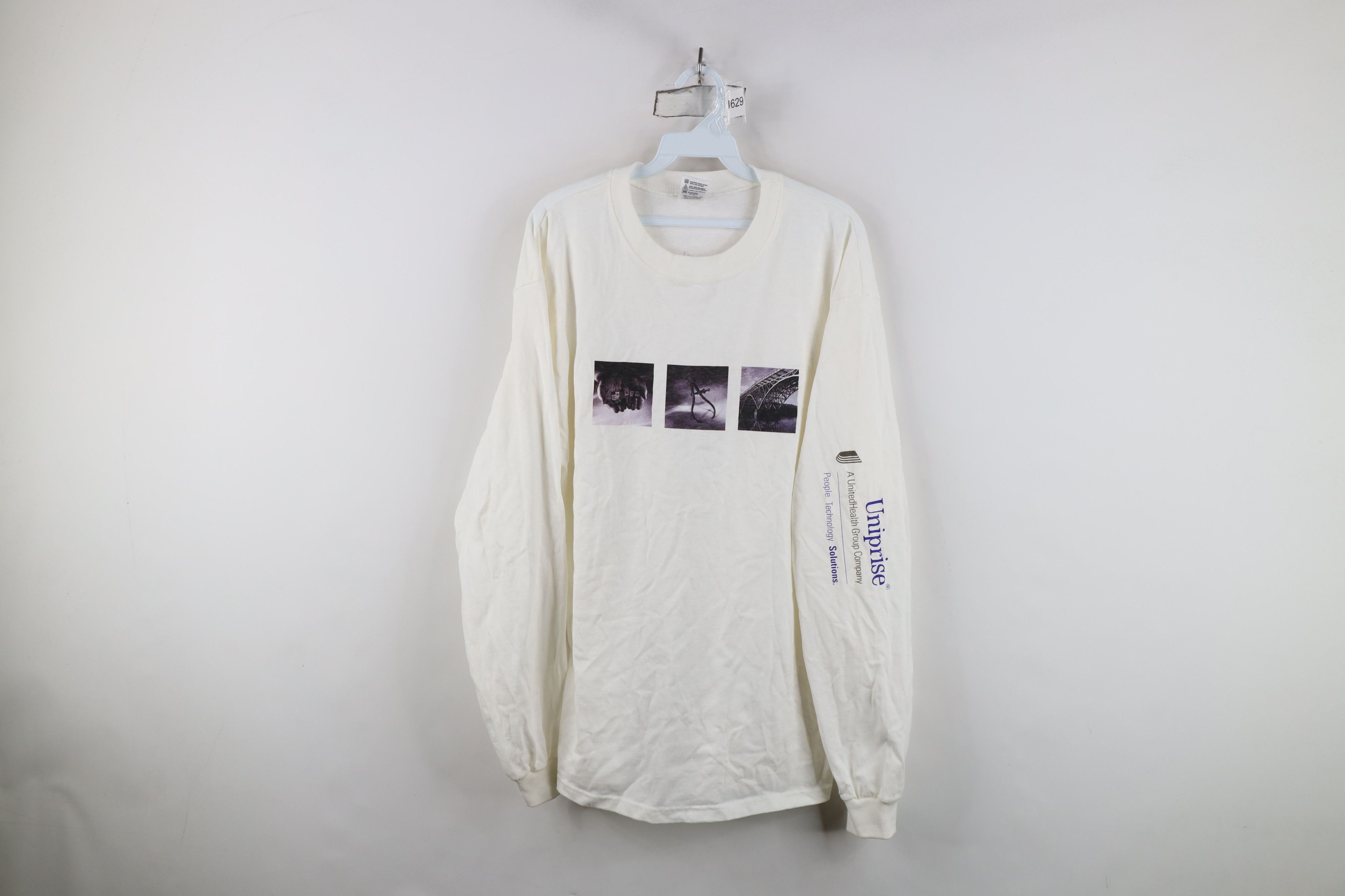 Vintage Vintage UnitedHealth Group Company Long Sleeve T-Shirt White Size US L / EU 52-54 / 3 - 1 Thumbnail