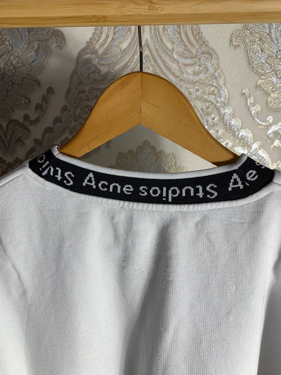Acne Studios VERY RARE ACNE STUDIOS NECK LOGO SWEATSHIRT DESIGNER DELUX Size US M / EU 48-50 / 2 - 5 Thumbnail