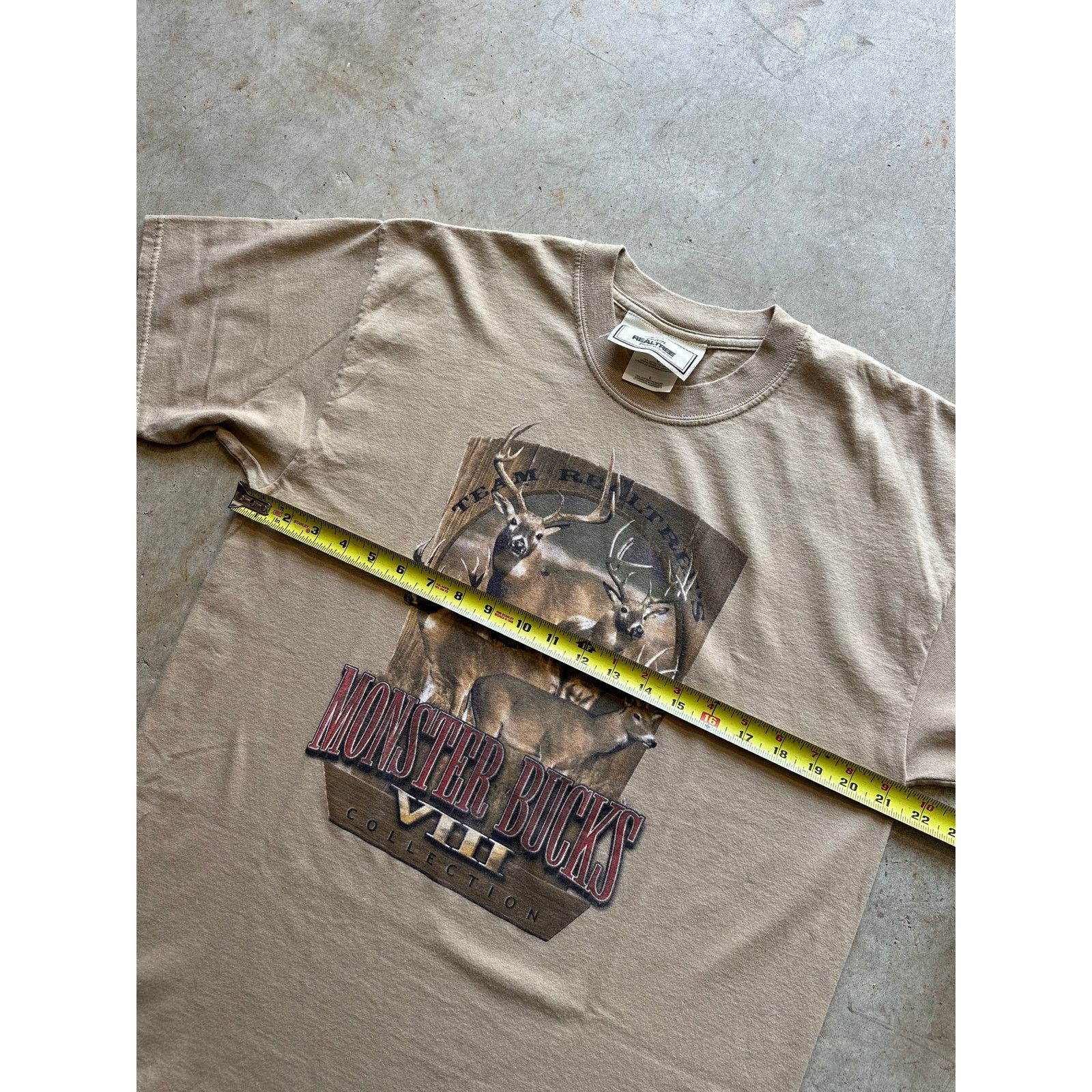 Gildan × Realtree × Vintage Vintage RealTree Monster Bucks VIII T-Shirt Large Earth Tone Size US L / EU 52-54 / 3 - 5 Thumbnail